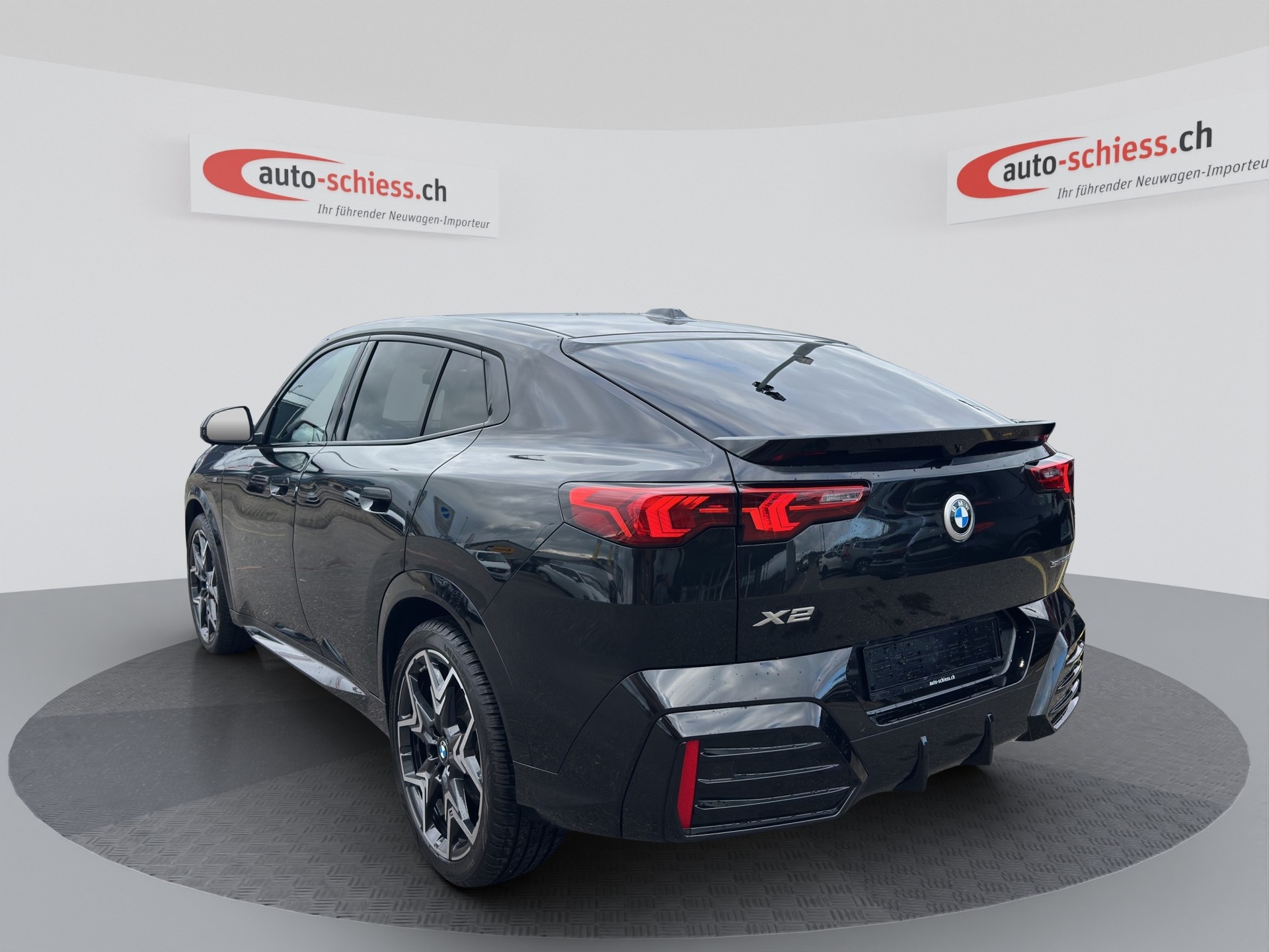 BMW X2 sDrive 20i 48V M Sport-image-12