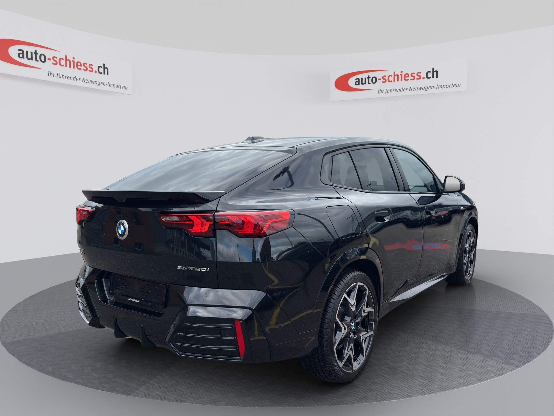 BMW X2 sDrive 20i 48V M Sport-image-11
