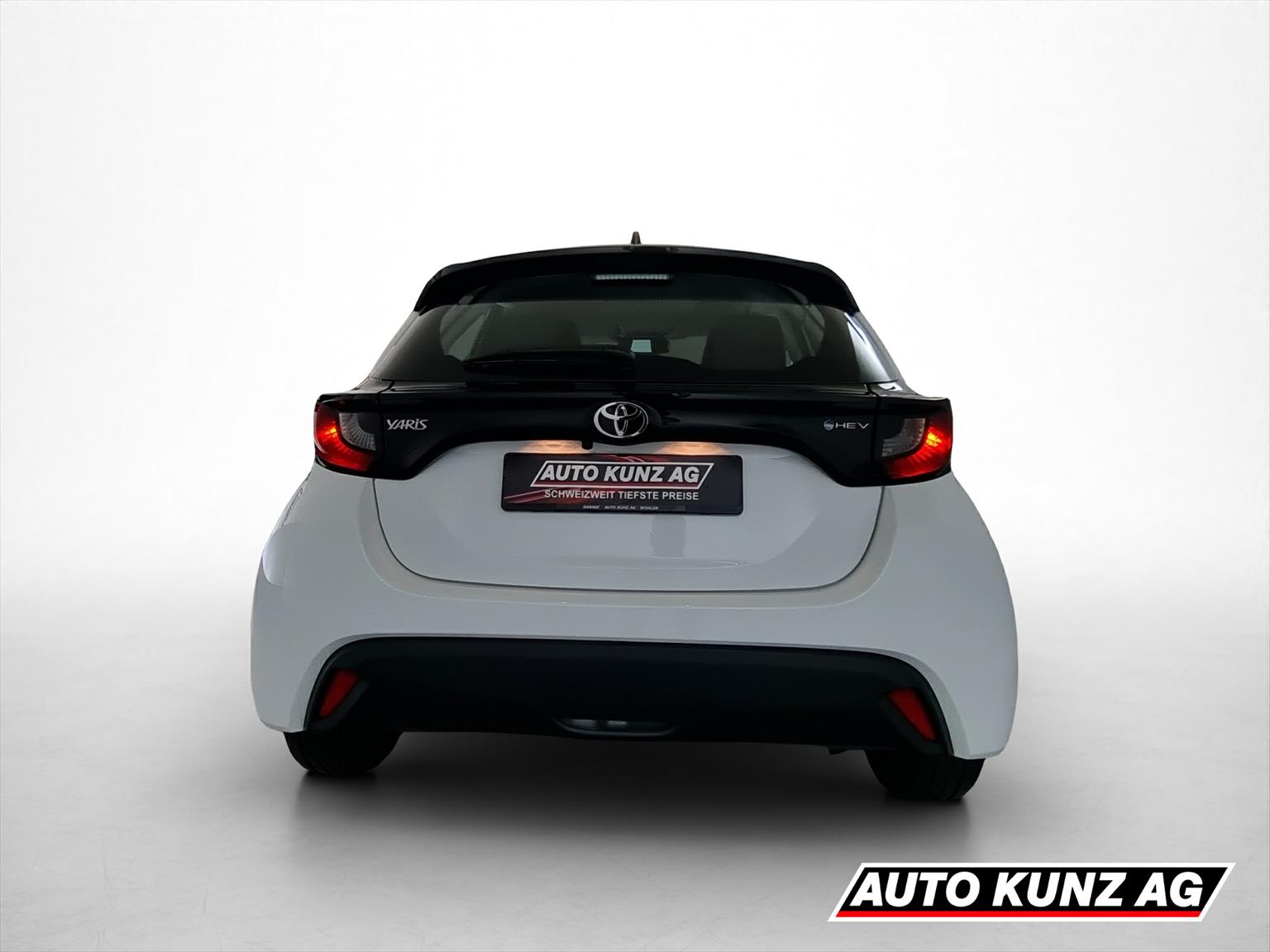 TOYOTA Yaris 1.5 Hybrid Active-image-4