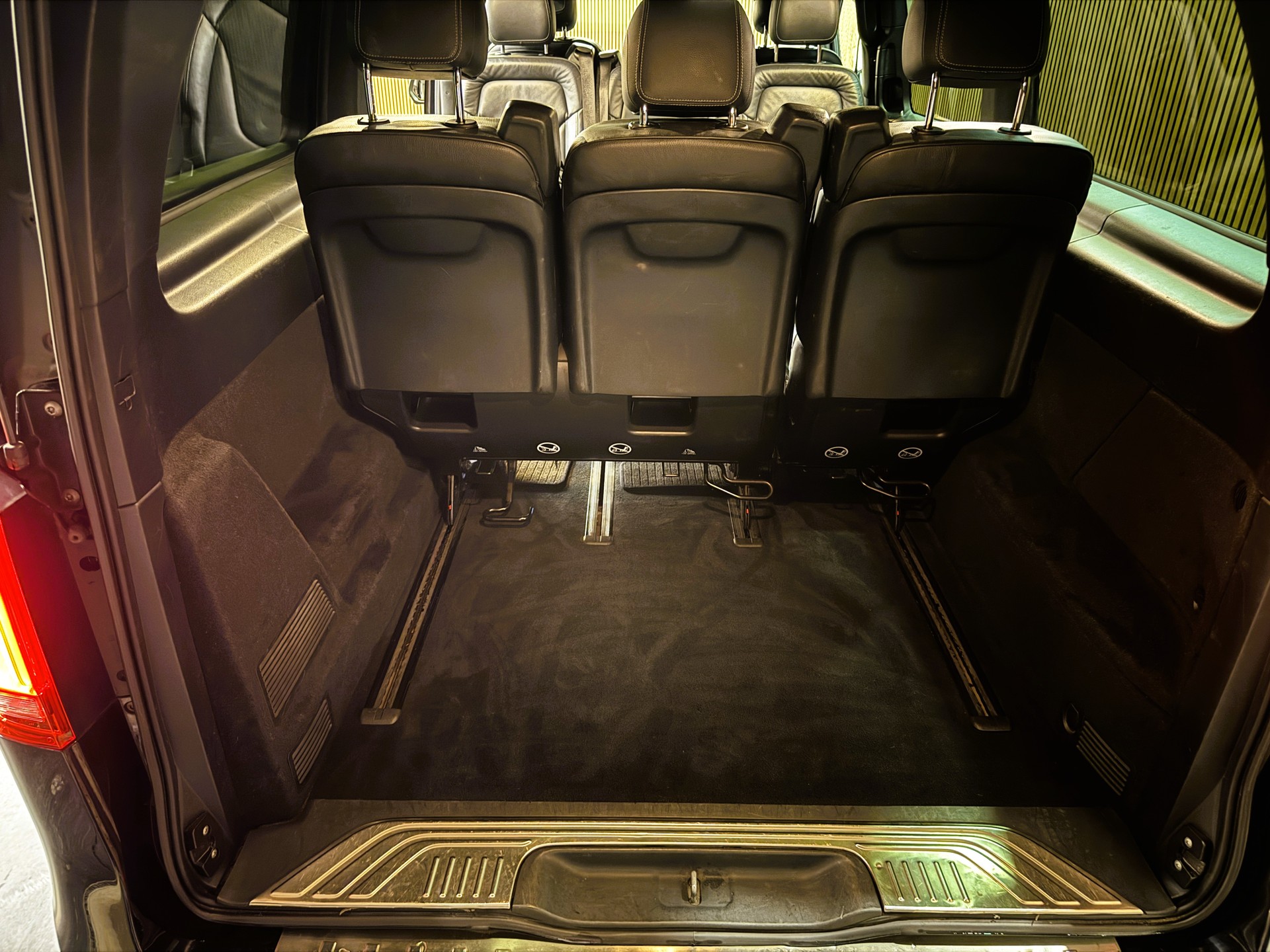 MERCEDES-BENZ V 250 d Avantgarde extralang 4M 7G-Tronic-image-7