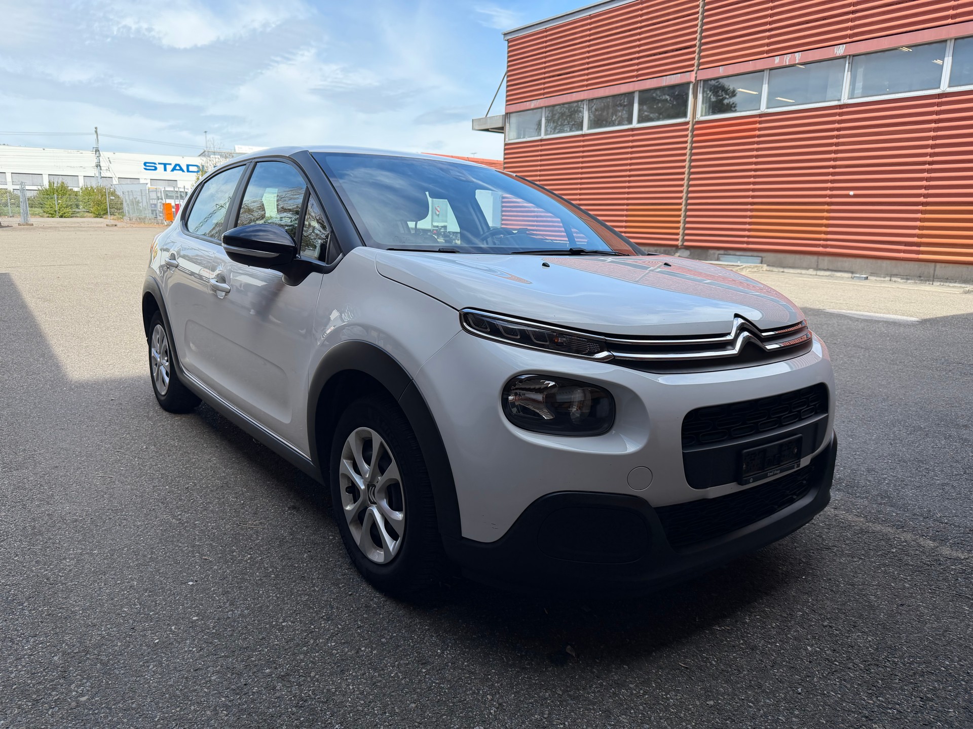CITROEN C3 1.2i PureTech Feel-image-0