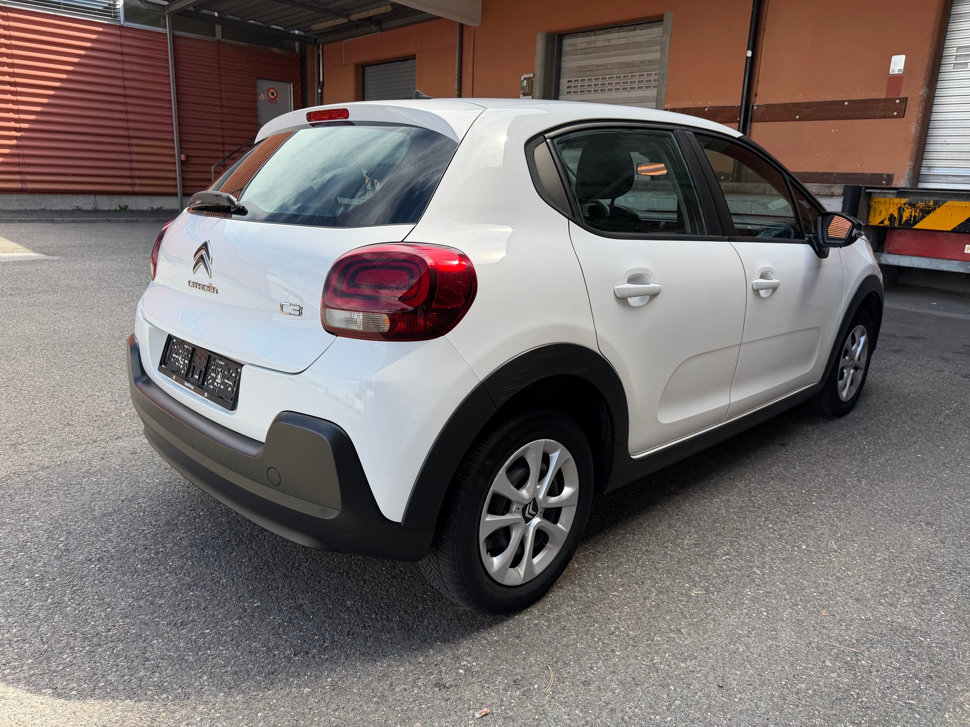 CITROEN C3 1.2i PureTech Feel-image-3