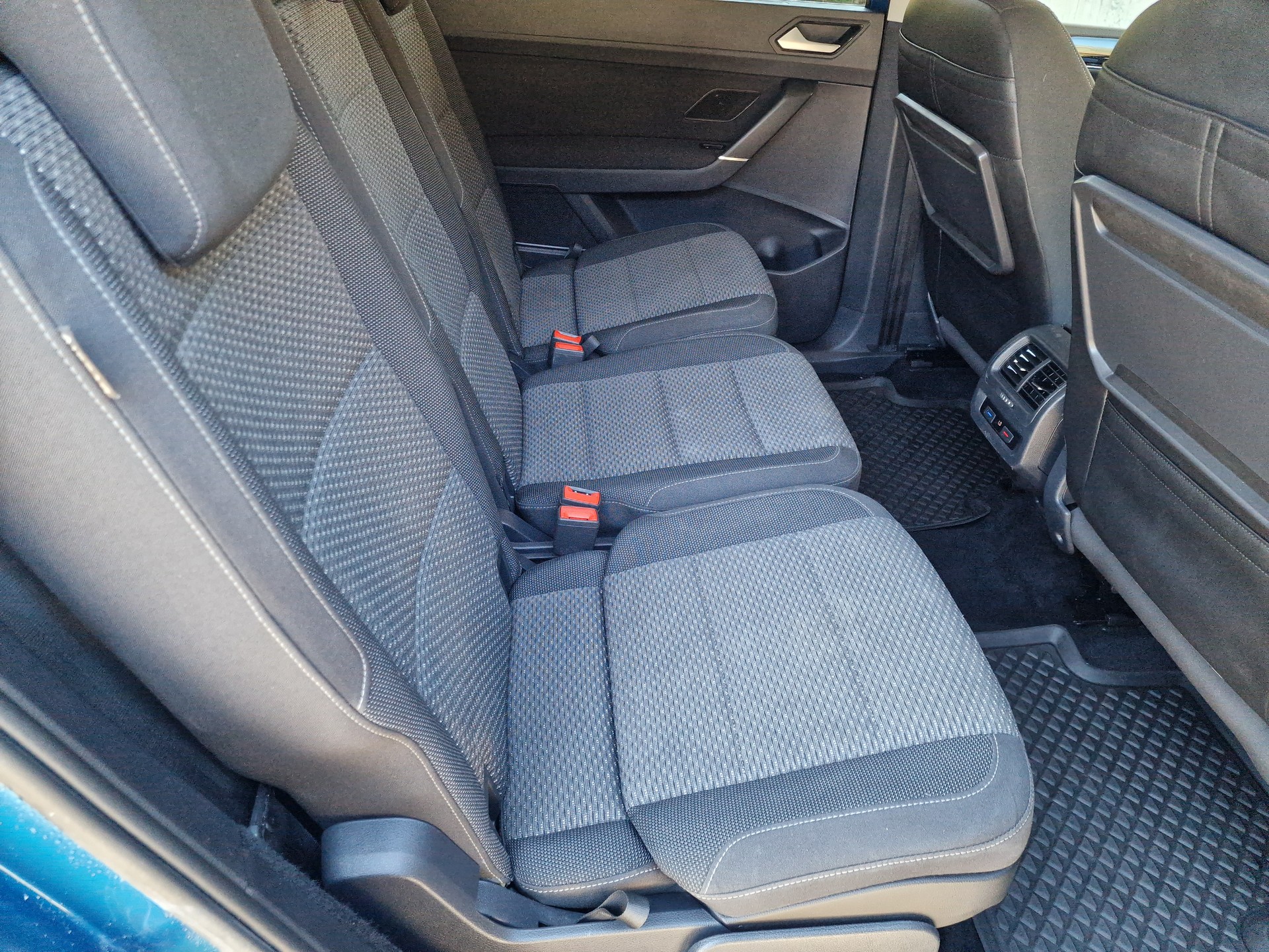 VW Touran 1.4 TSI BlueMotion Technology Highline DSG-image-8