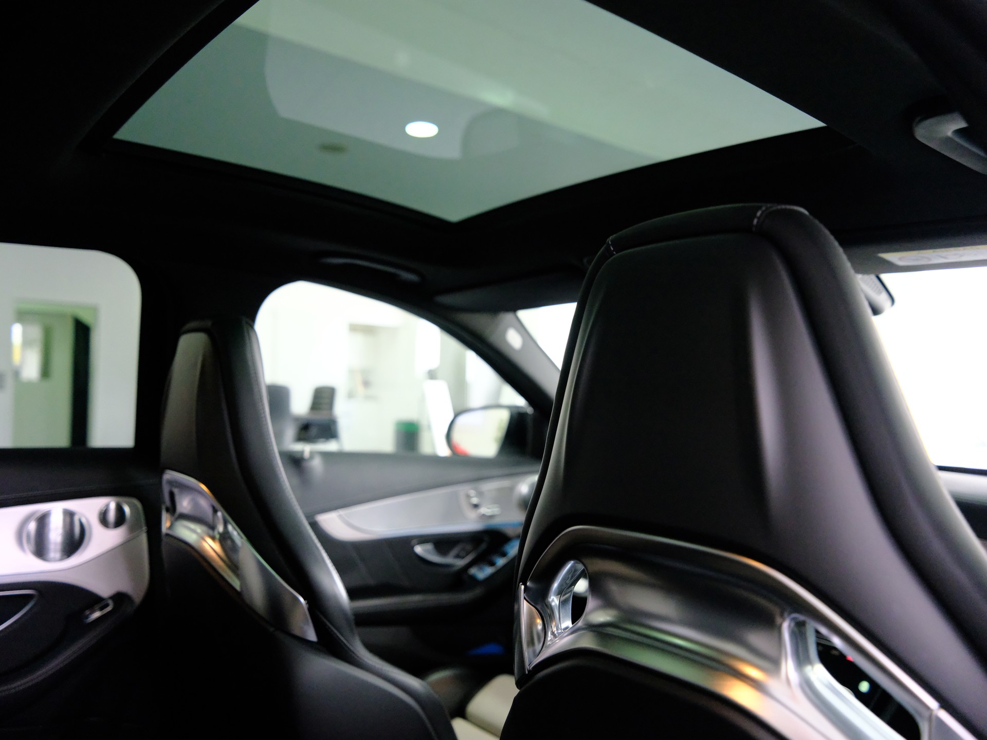MERCEDES-BENZ C 63 S AMG Speedshift-image-16