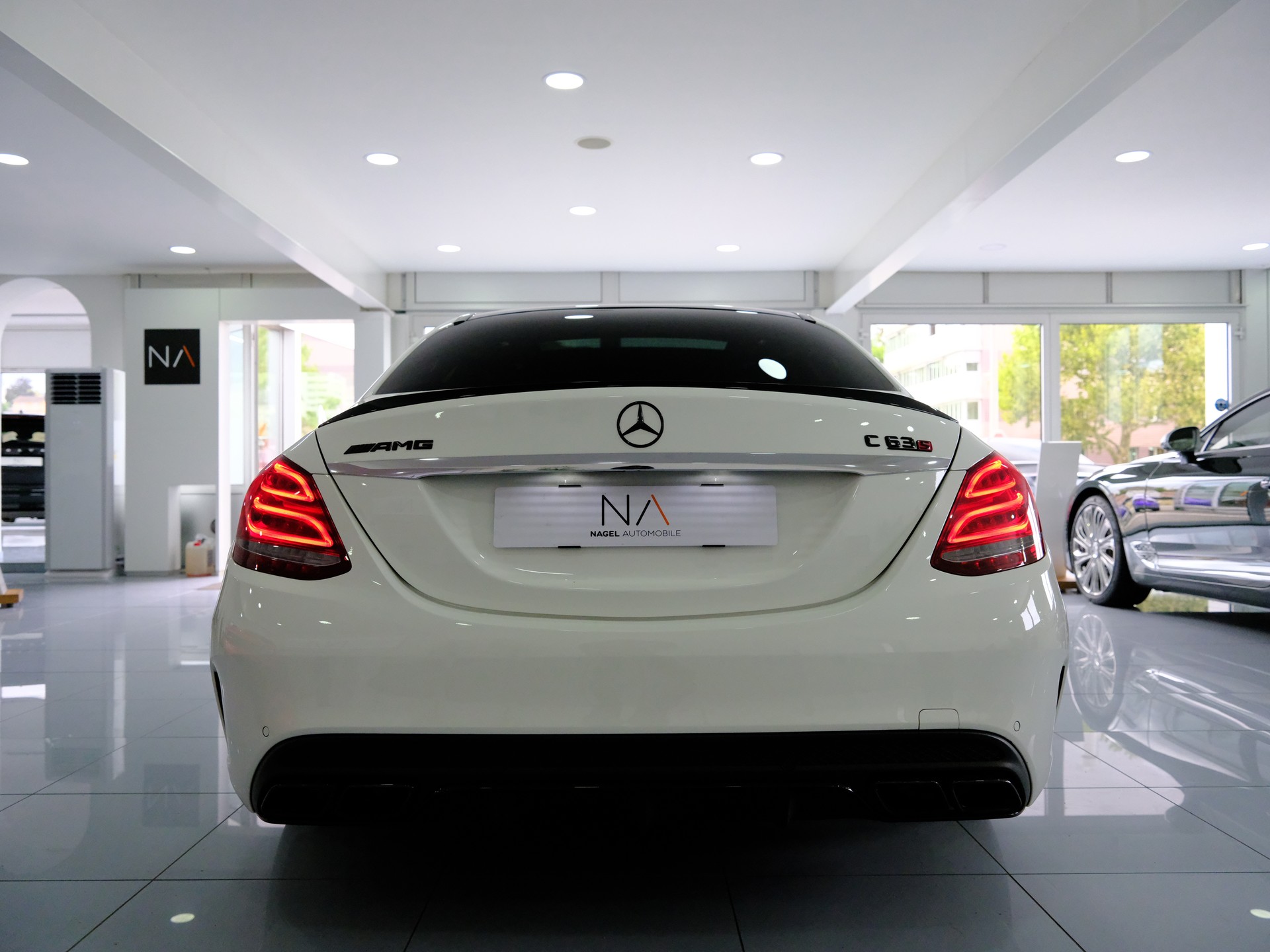 MERCEDES-BENZ C 63 S AMG Speedshift-image-6