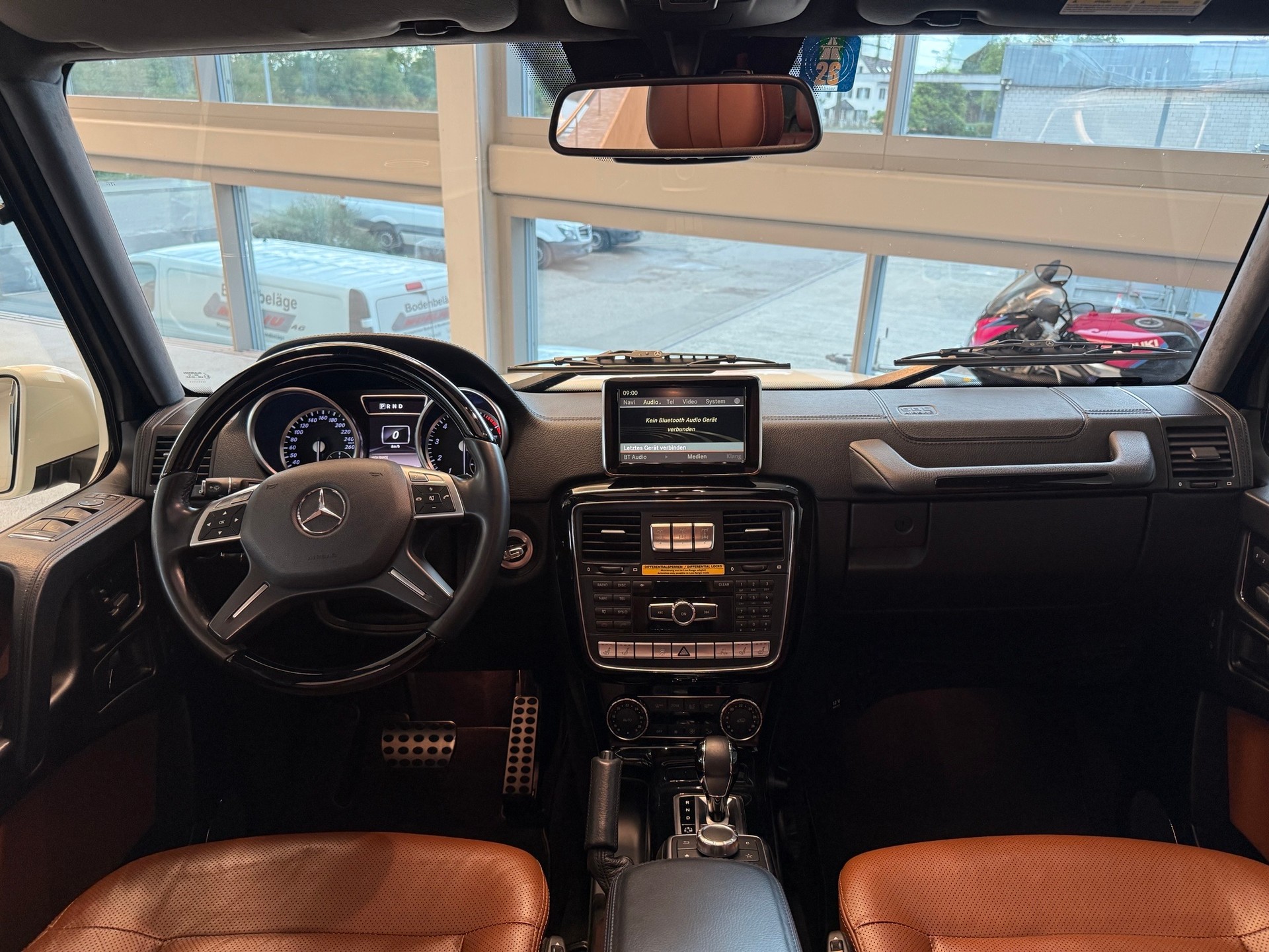 MERCEDES-BENZ G 500 7G-Tronic-image-15