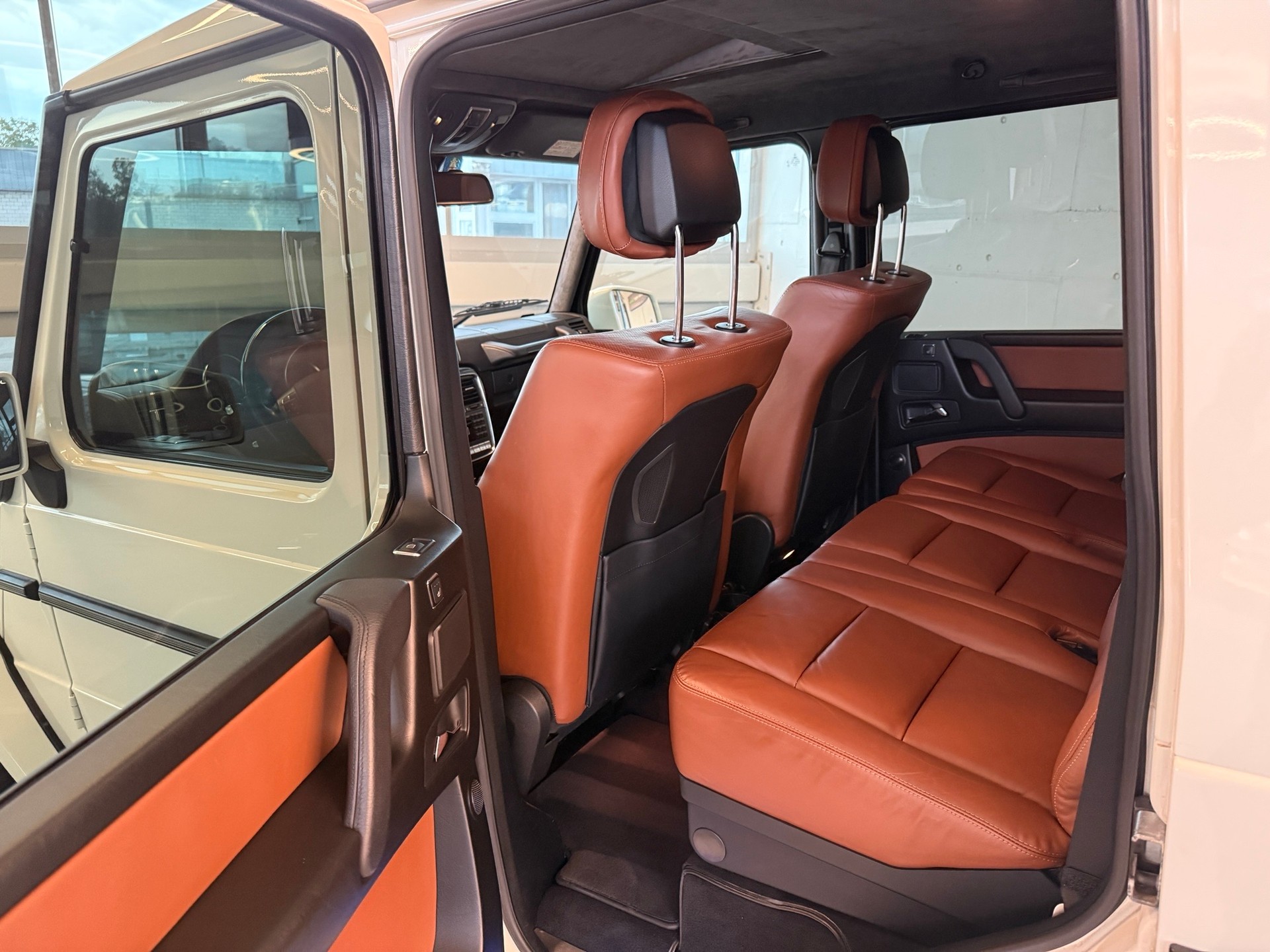 MERCEDES-BENZ G 500 7G-Tronic-image-8