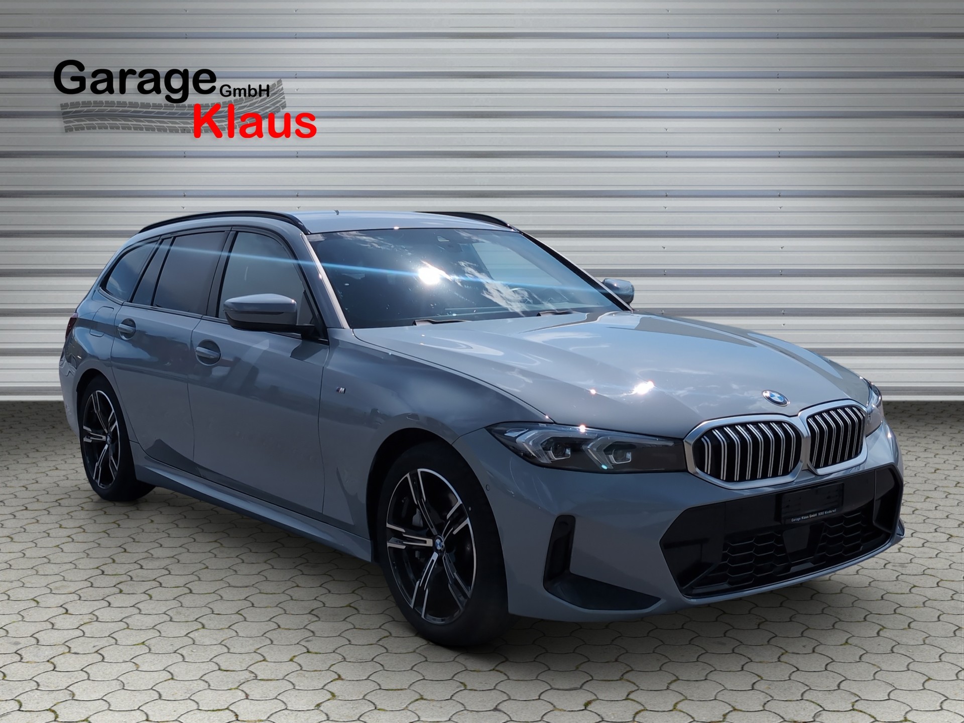 BMW 330i Touring xDrive Steptronic M Sport-image-7