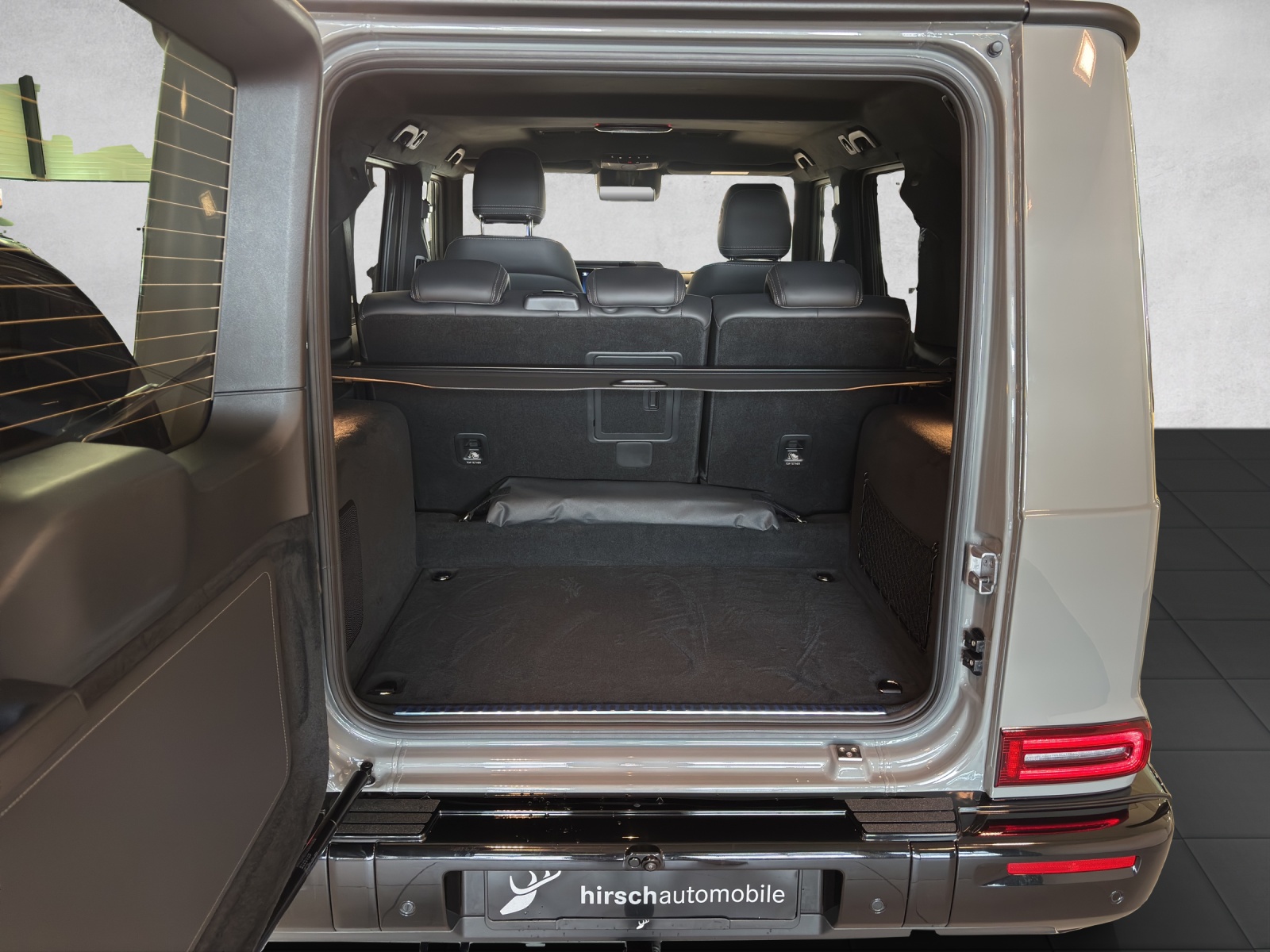 MERCEDES-BENZ G 450 d AMG Line W465-image-4