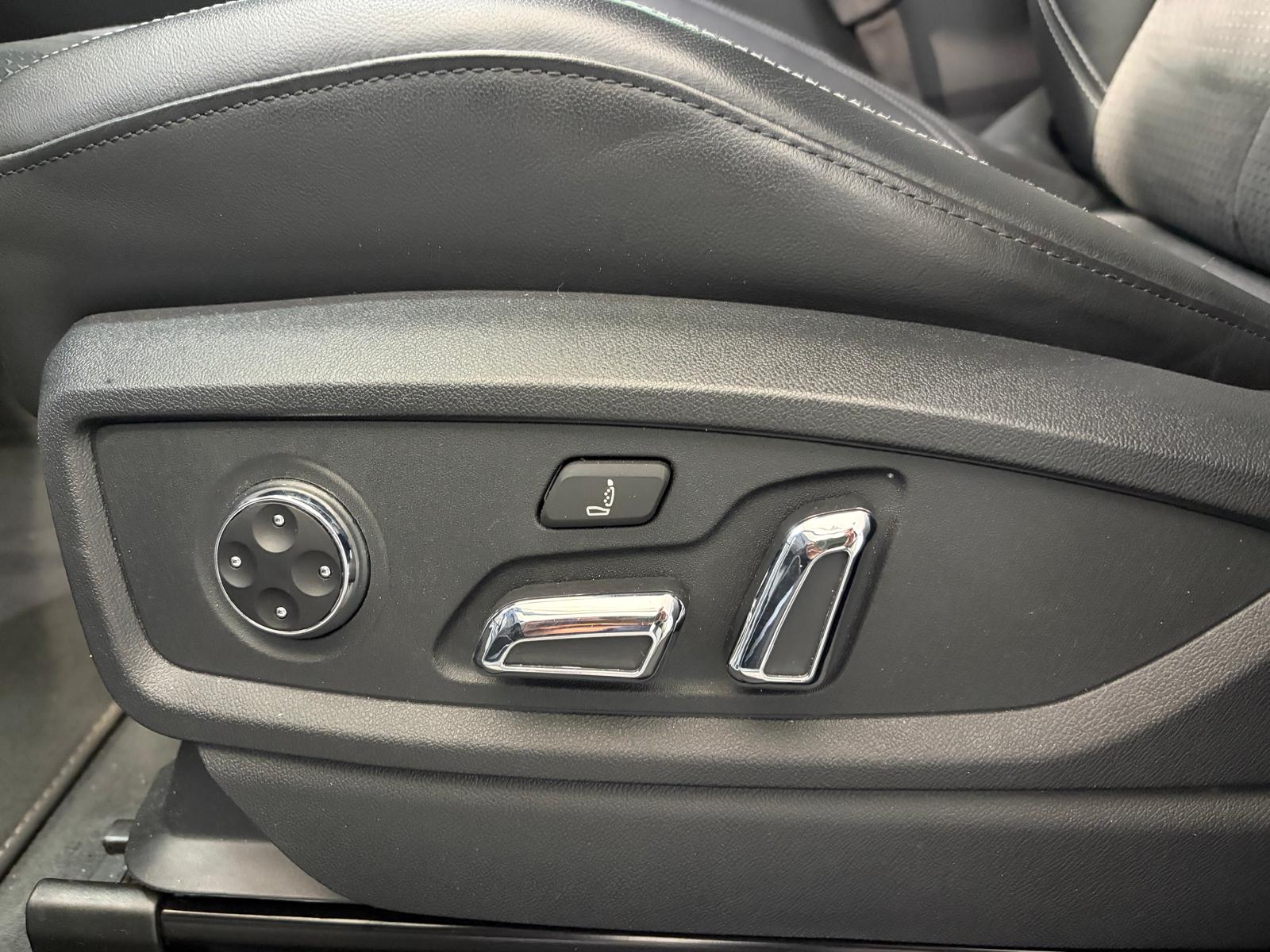 AUDI SQ5 Sportback TDI quattro tiptronic - Attelage AHK - Caméra 360 - Adaptative air suspension - Quattro différentiel sport-image-10
