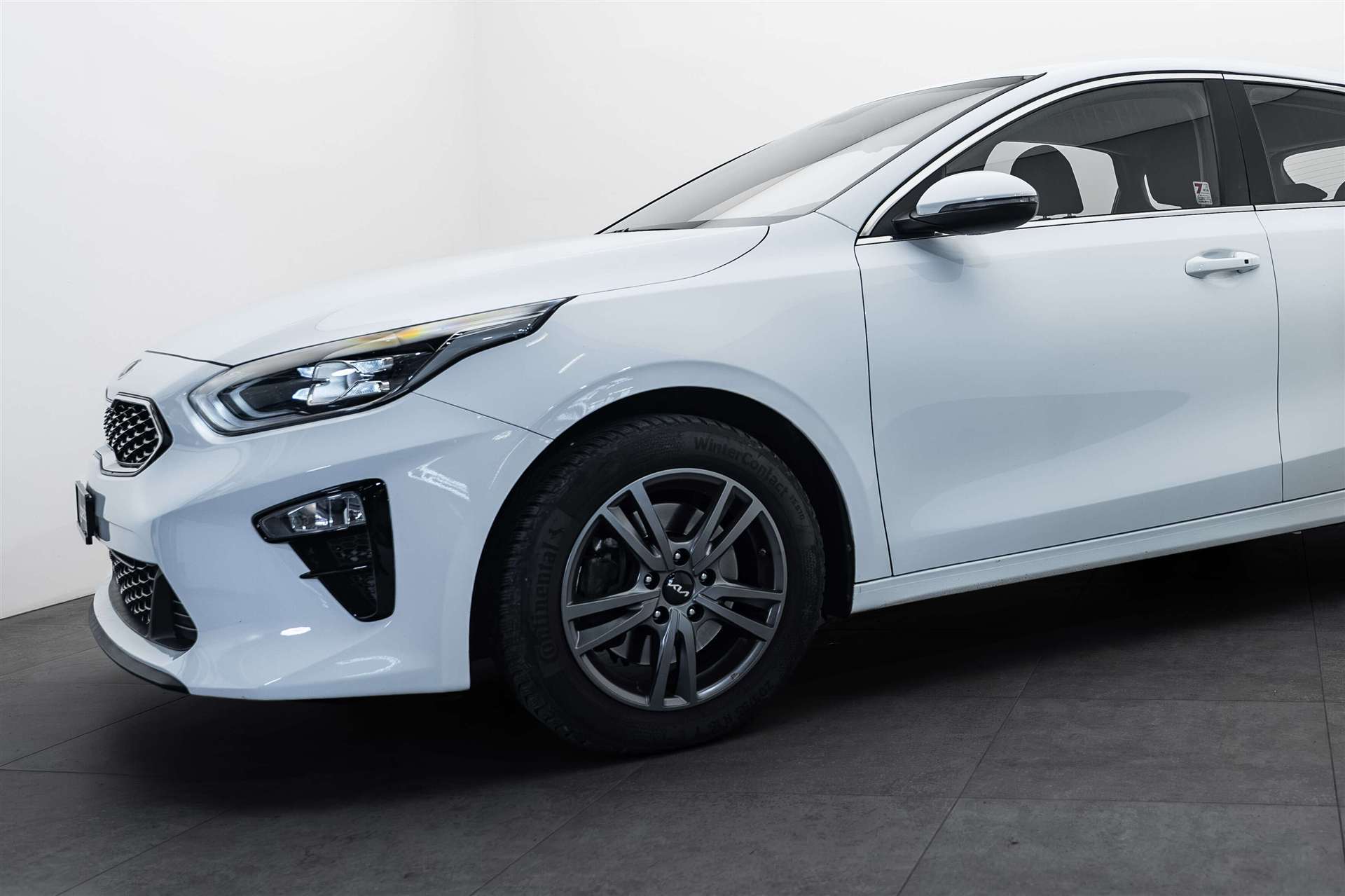 KIA KIA Ceed 1.4 T-GDi Power DCT-showroom-element-1