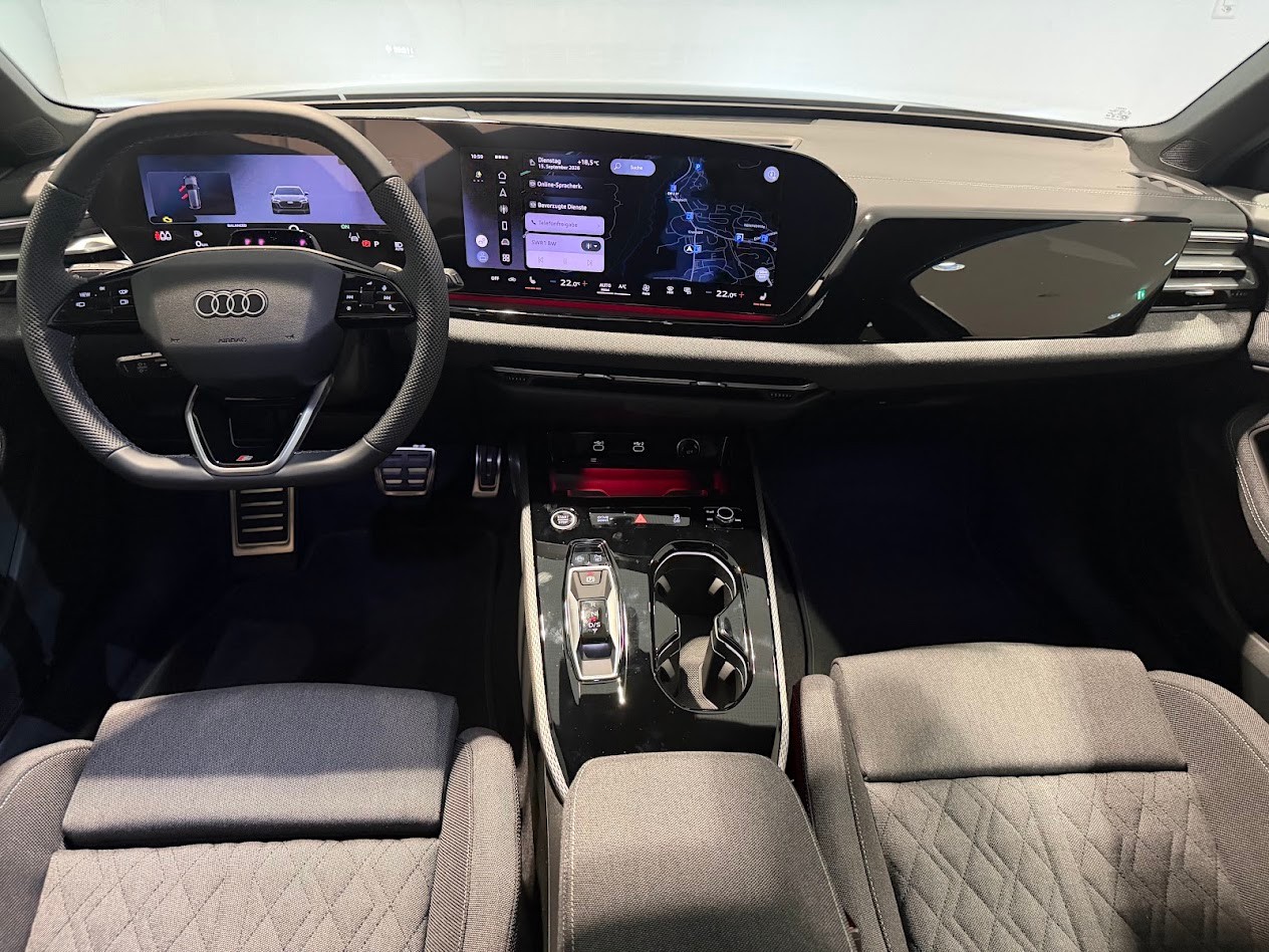 AUDI A5 Avant TDI quattro 150 kW Attraction S tronic-image-11
