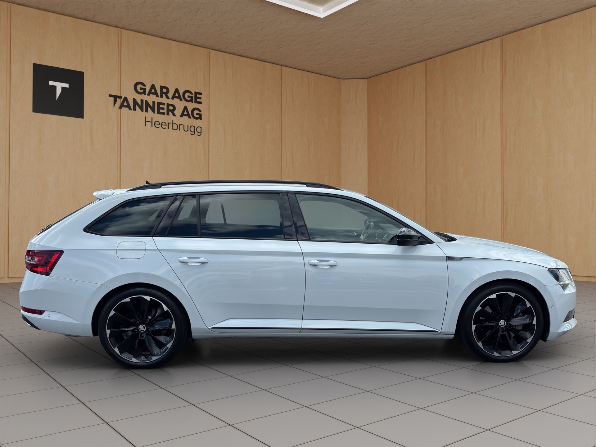 SKODA Superb Combi 2.0 TSI SportLine+ DSG 4x4-image-3