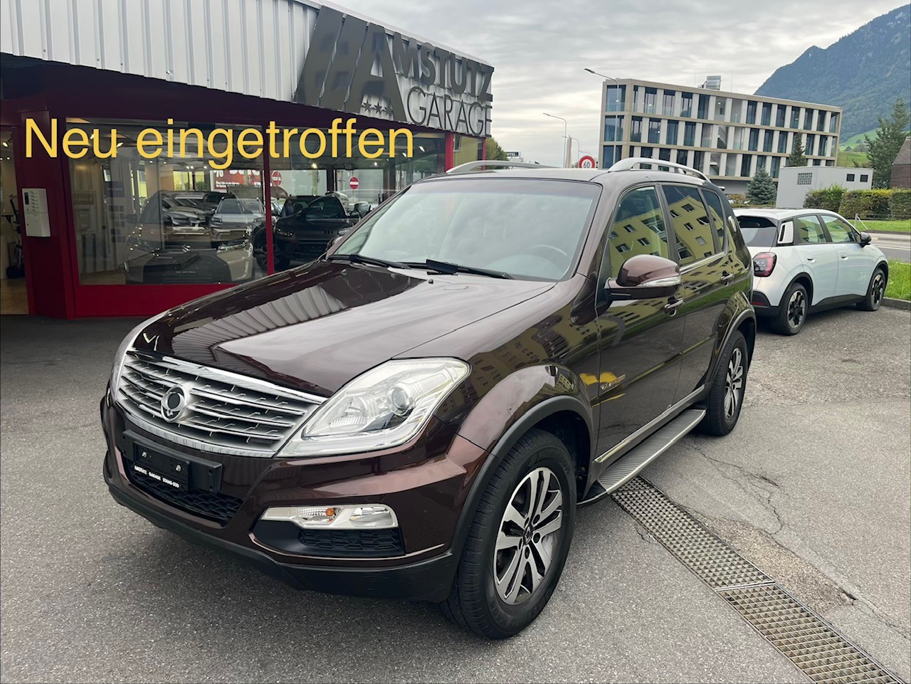 KGM-SsangYong Rexton RX200 e-XDi Sapphire 4WD Automatic-image-0