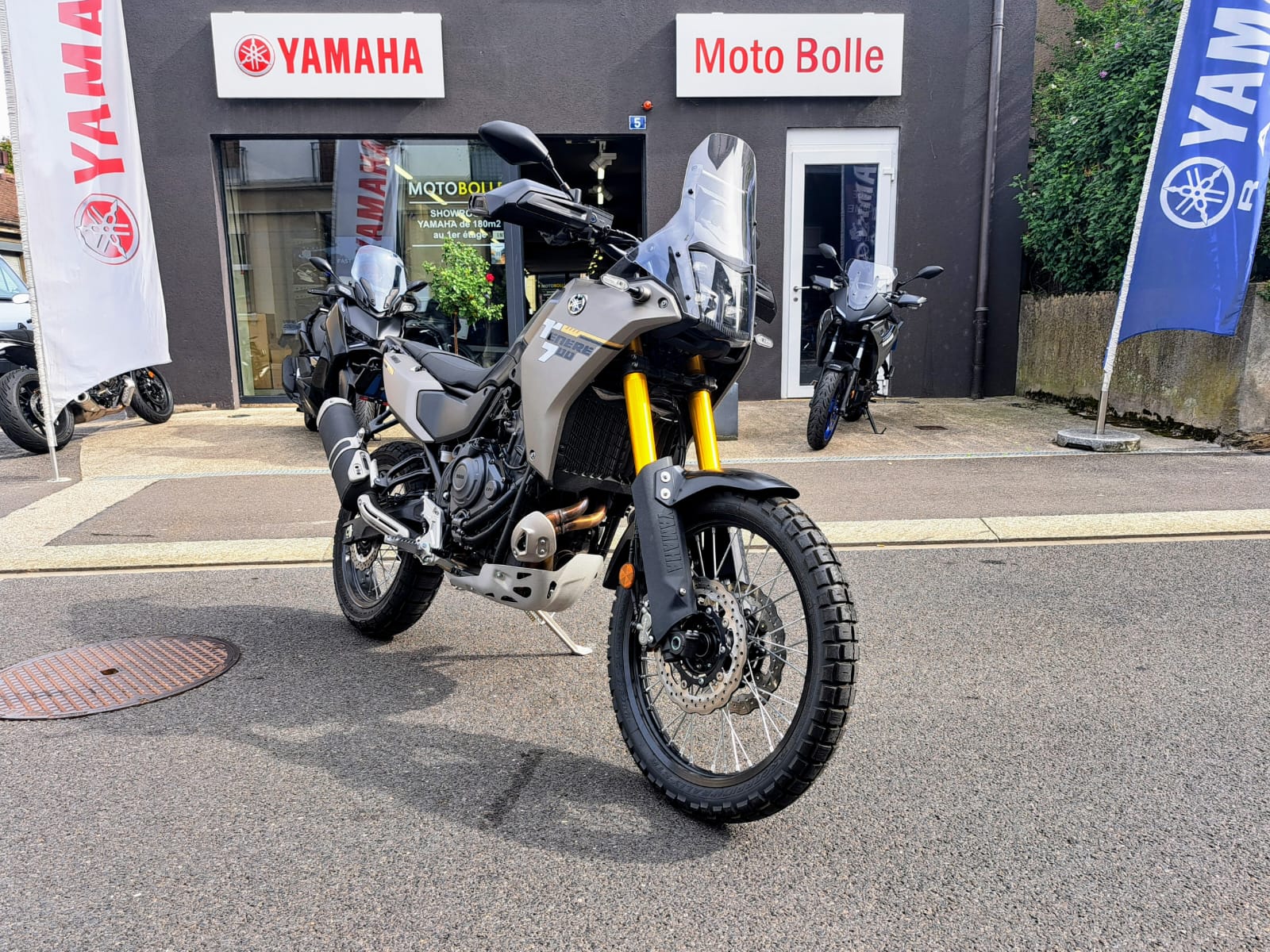 YAMAHA Tenere 700-showroom-element-1