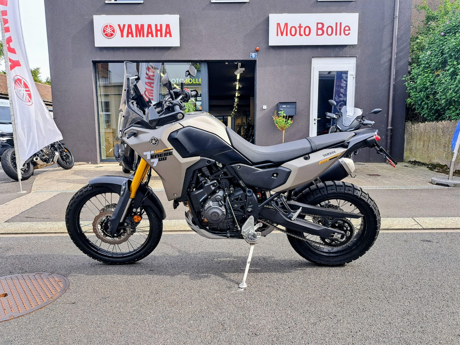 YAMAHA Tenere 700-showroom-element-2