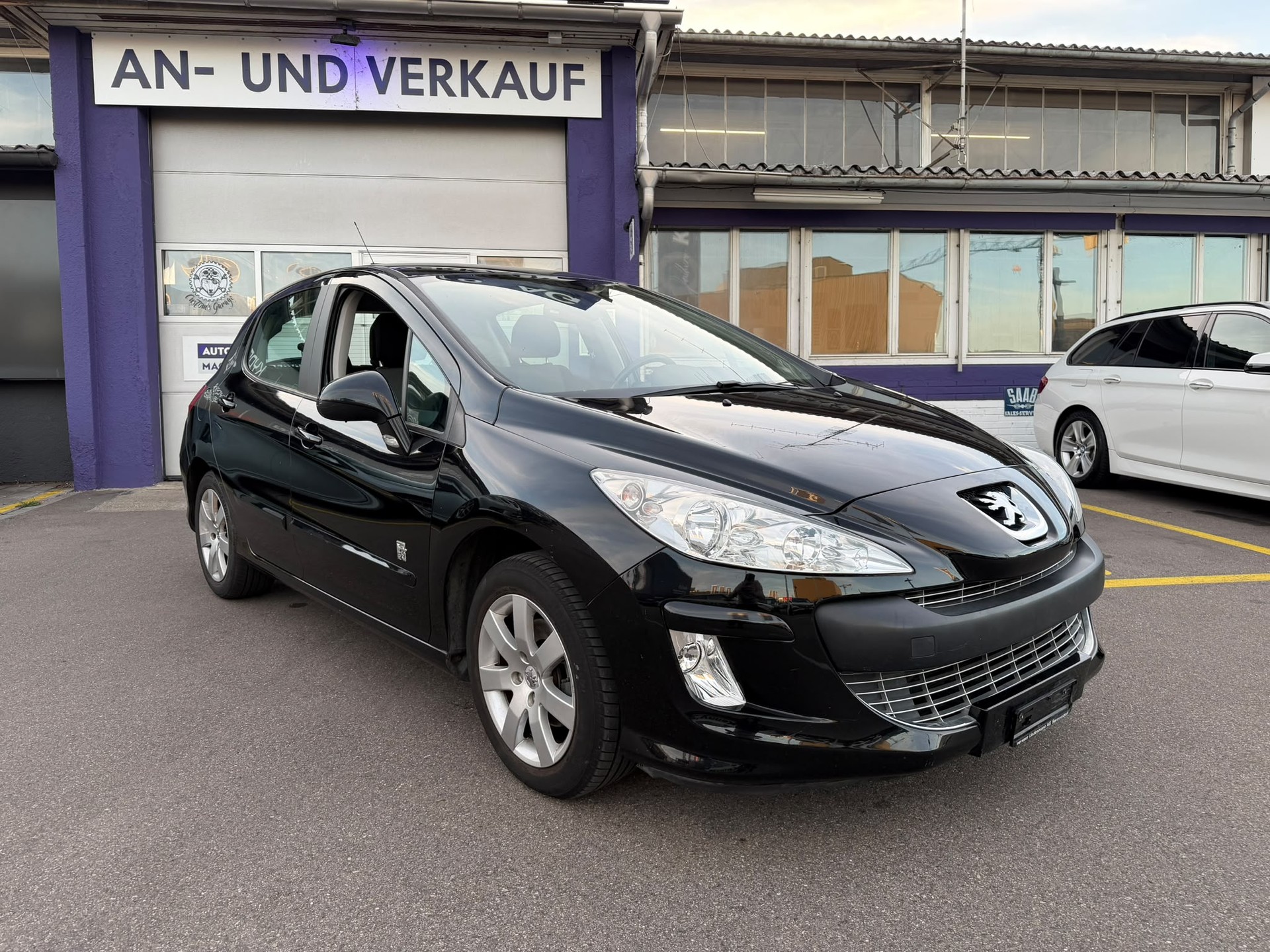 PEUGEOT 308 1.6 16V VTI Sport-image-2