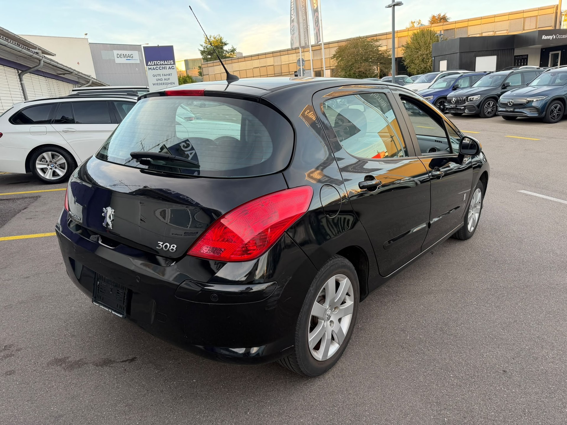PEUGEOT 308 1.6 16V VTI Sport-image-3