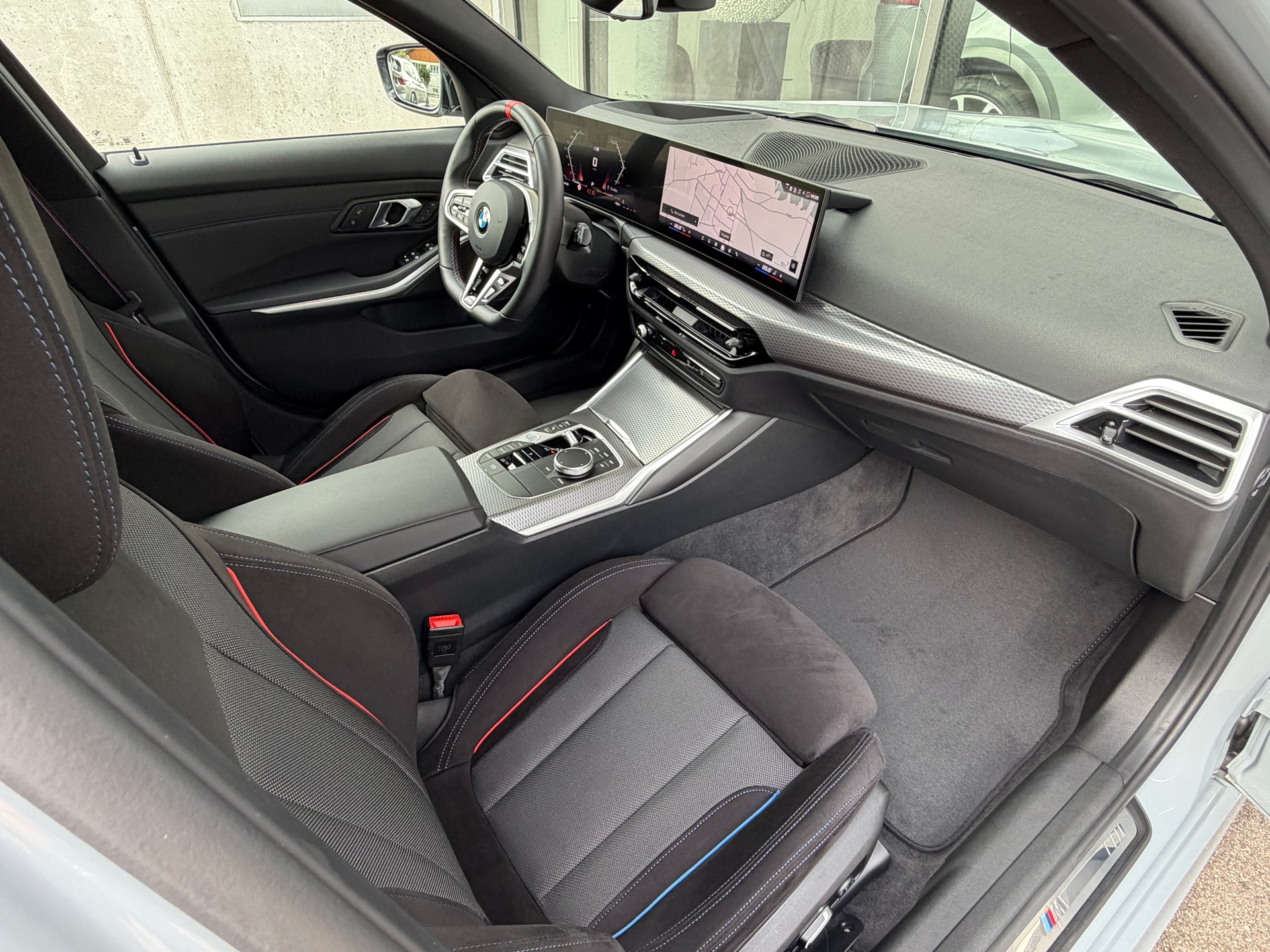 BMW M340i xDrive 48V Touring Steptronic M Sport Pro-image-17