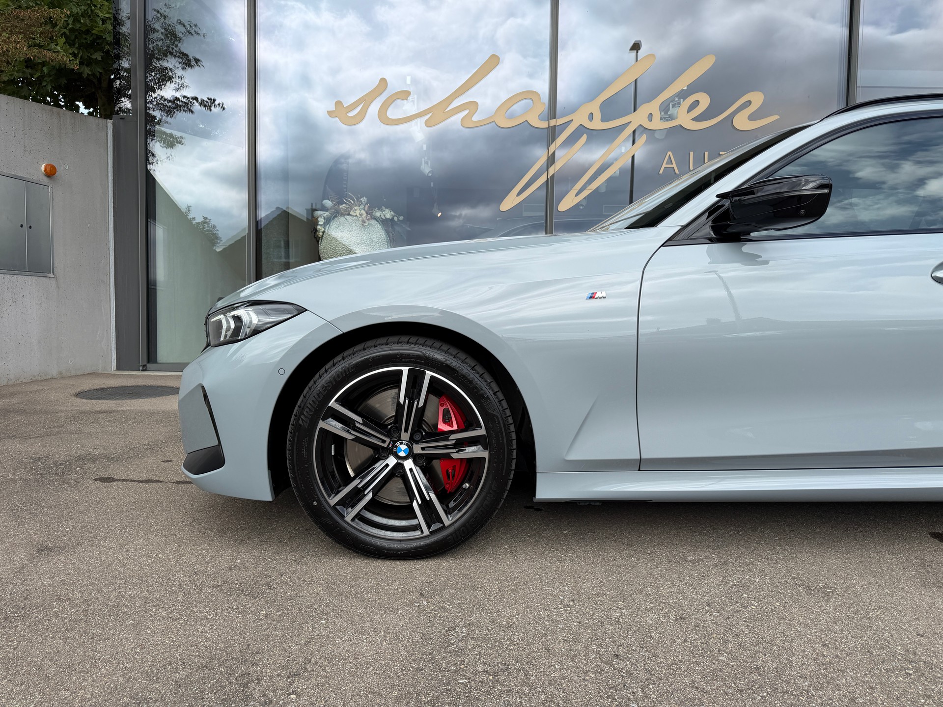 BMW M340i xDrive 48V Touring Steptronic M Sport Pro-image-5