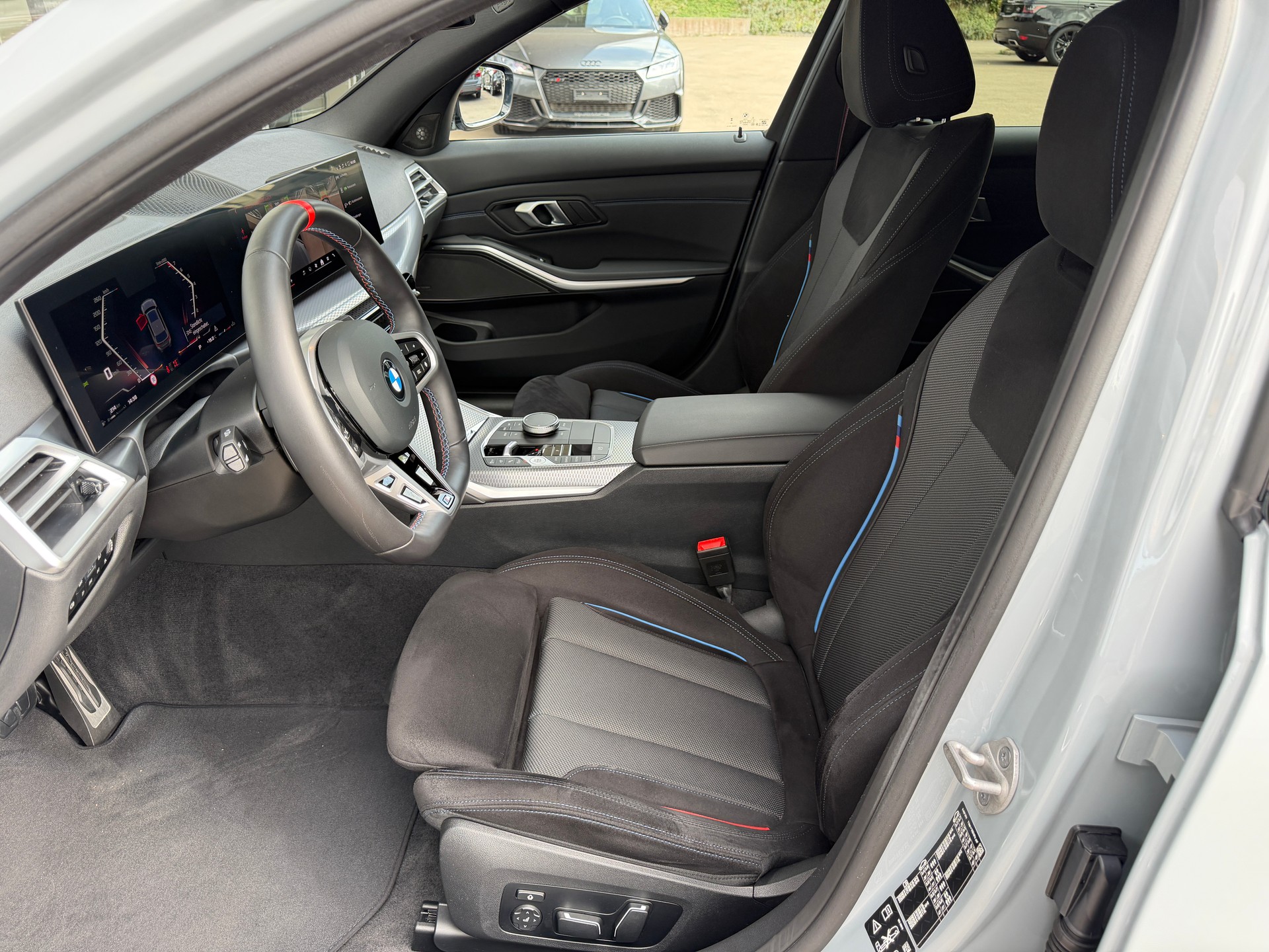 BMW M340i xDrive 48V Touring Steptronic M Sport Pro-image-11