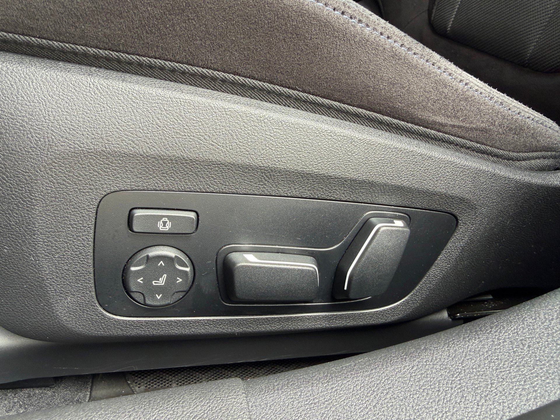 BMW M340i xDrive 48V Touring Steptronic M Sport Pro-image-14