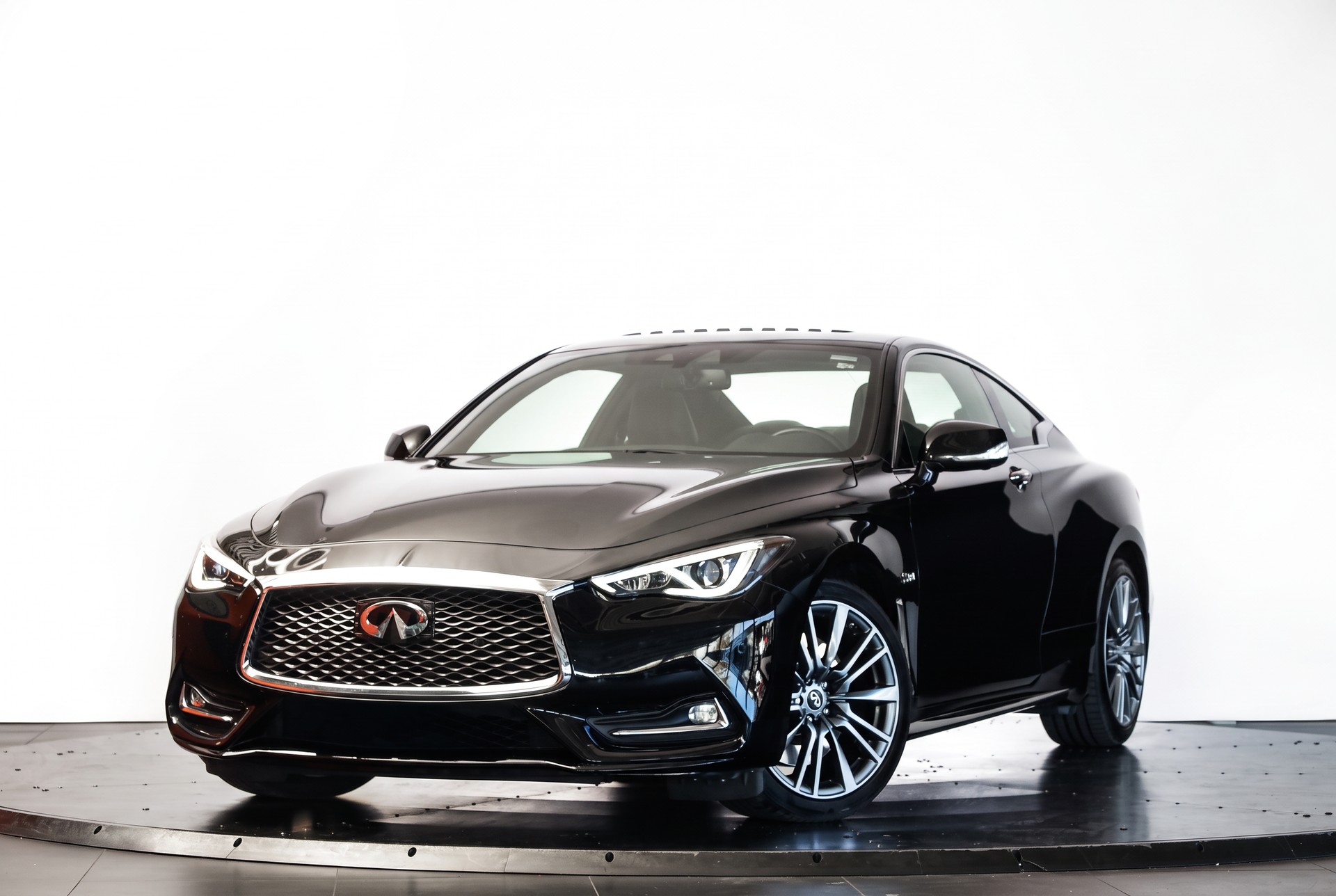INFINITI Q60 3.0t Coupé Sport AWD Automatic • Véhicule suisse-image-3