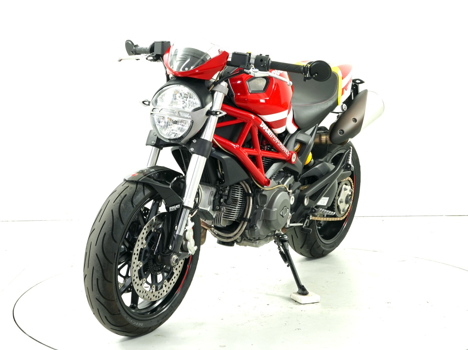 DUCATI 796 Monster ABS-showroom-element-2