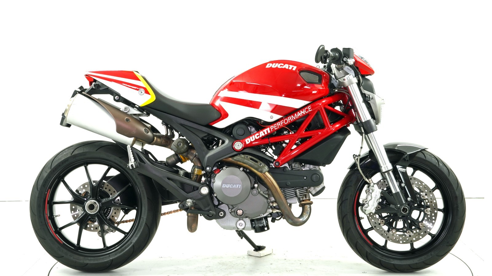 DUCATI 796 Monster ABS-showroom-element-3