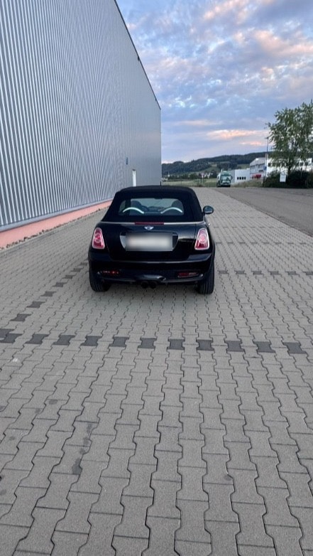 MINI 1.6i Cooper S-image-4