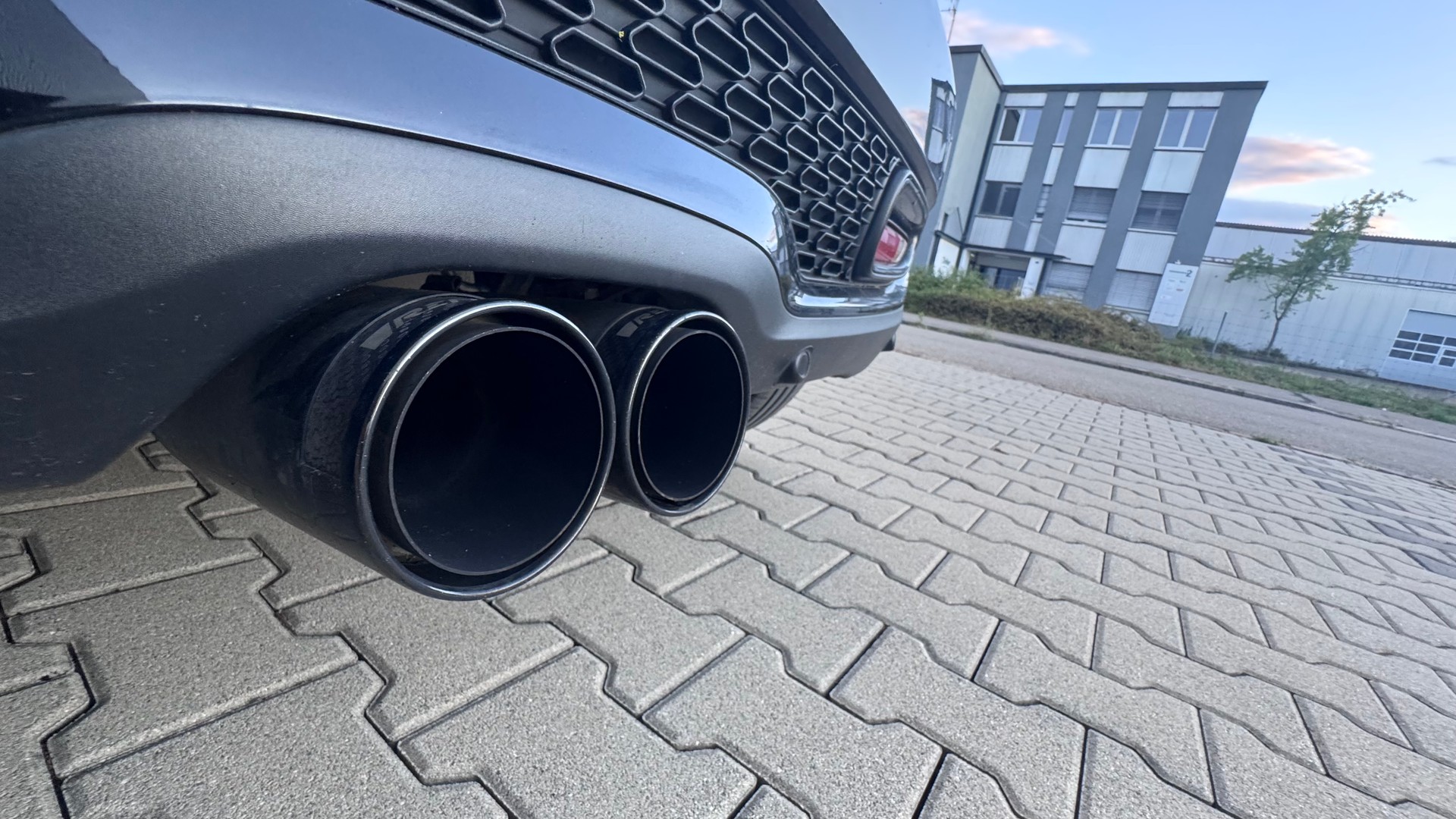 MINI 1.6i Cooper S-image-5
