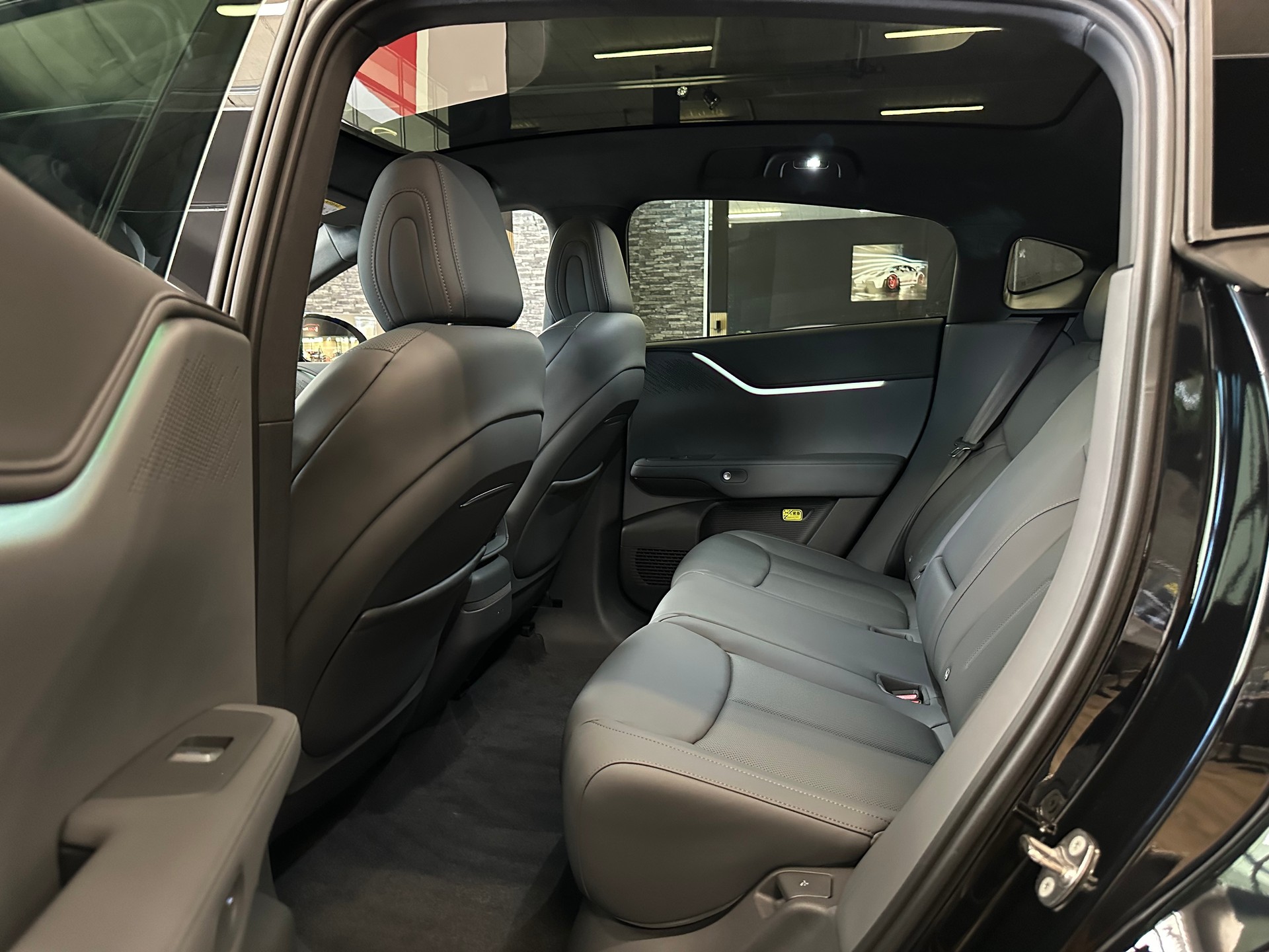 XPENG G6 80kWh Performance AWD-image-14