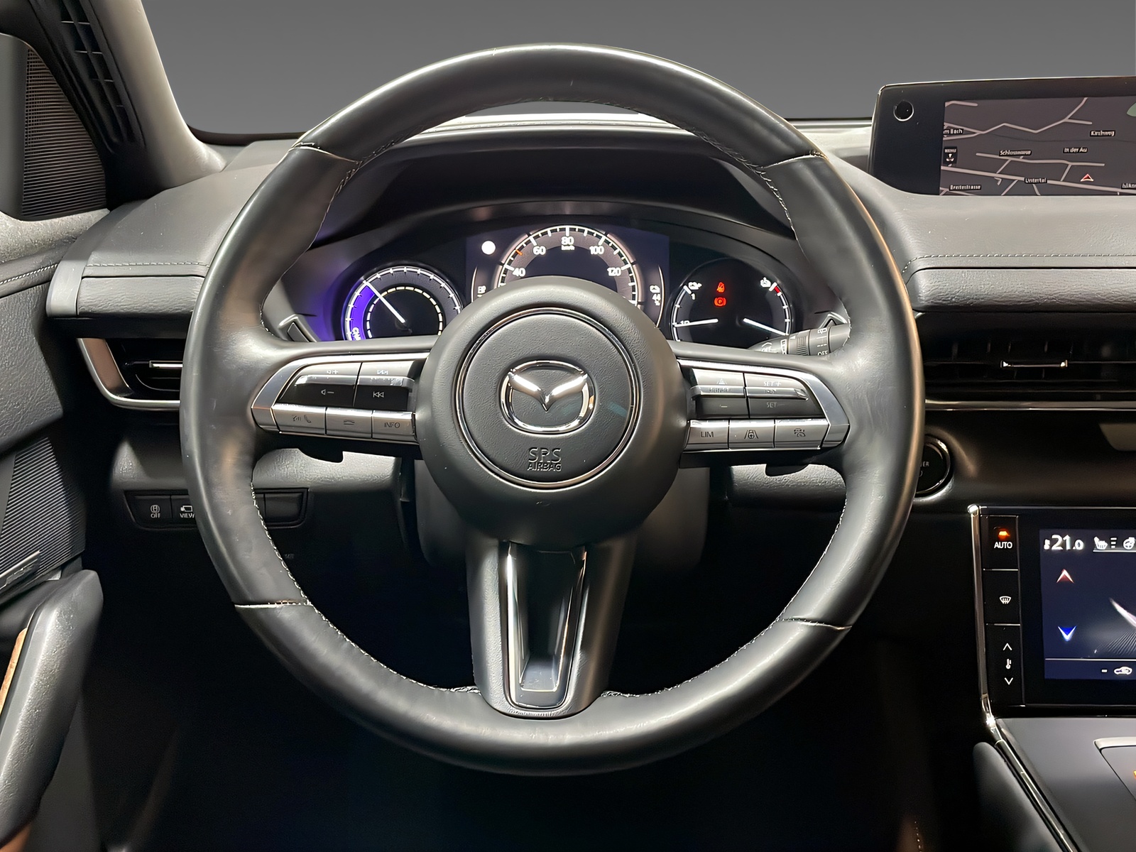 MAZDA MX-30 e-Skyactiv Revolution-image-7