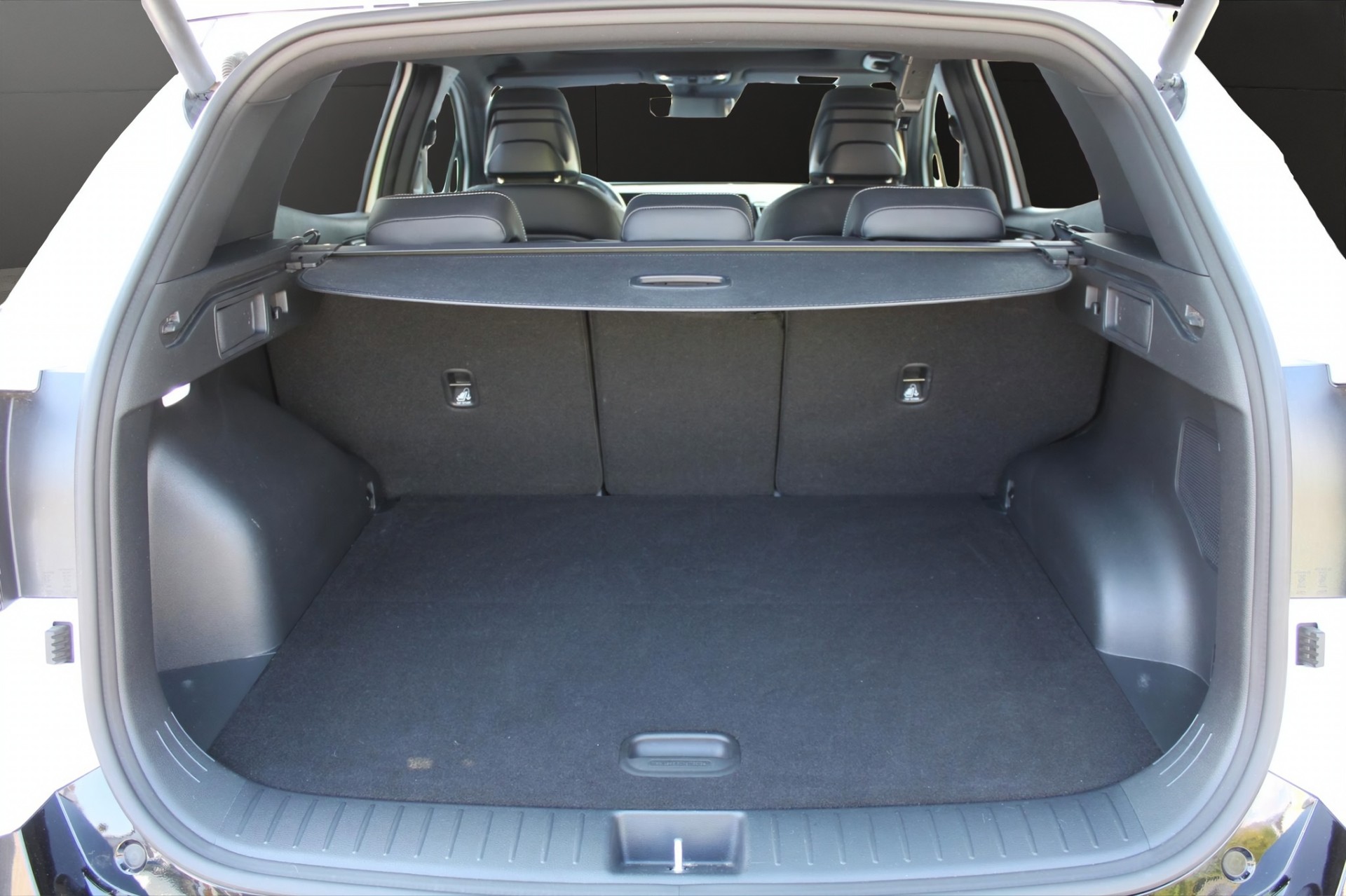 KIA Sportage 1.6 T-GDi Hybrid GT-Line-image-11