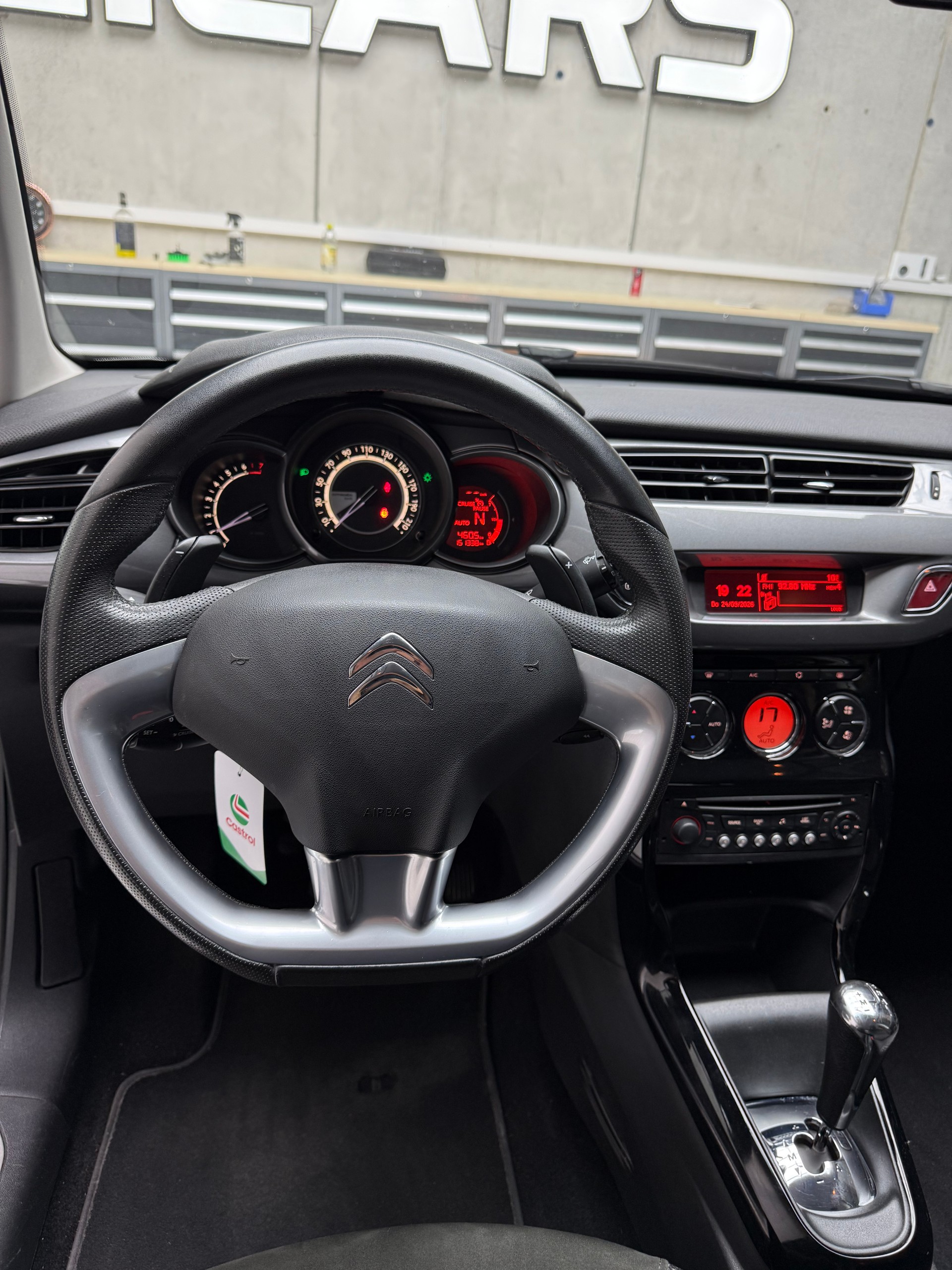 CITROEN C3 1.2i Exclusive ETG5-image-8