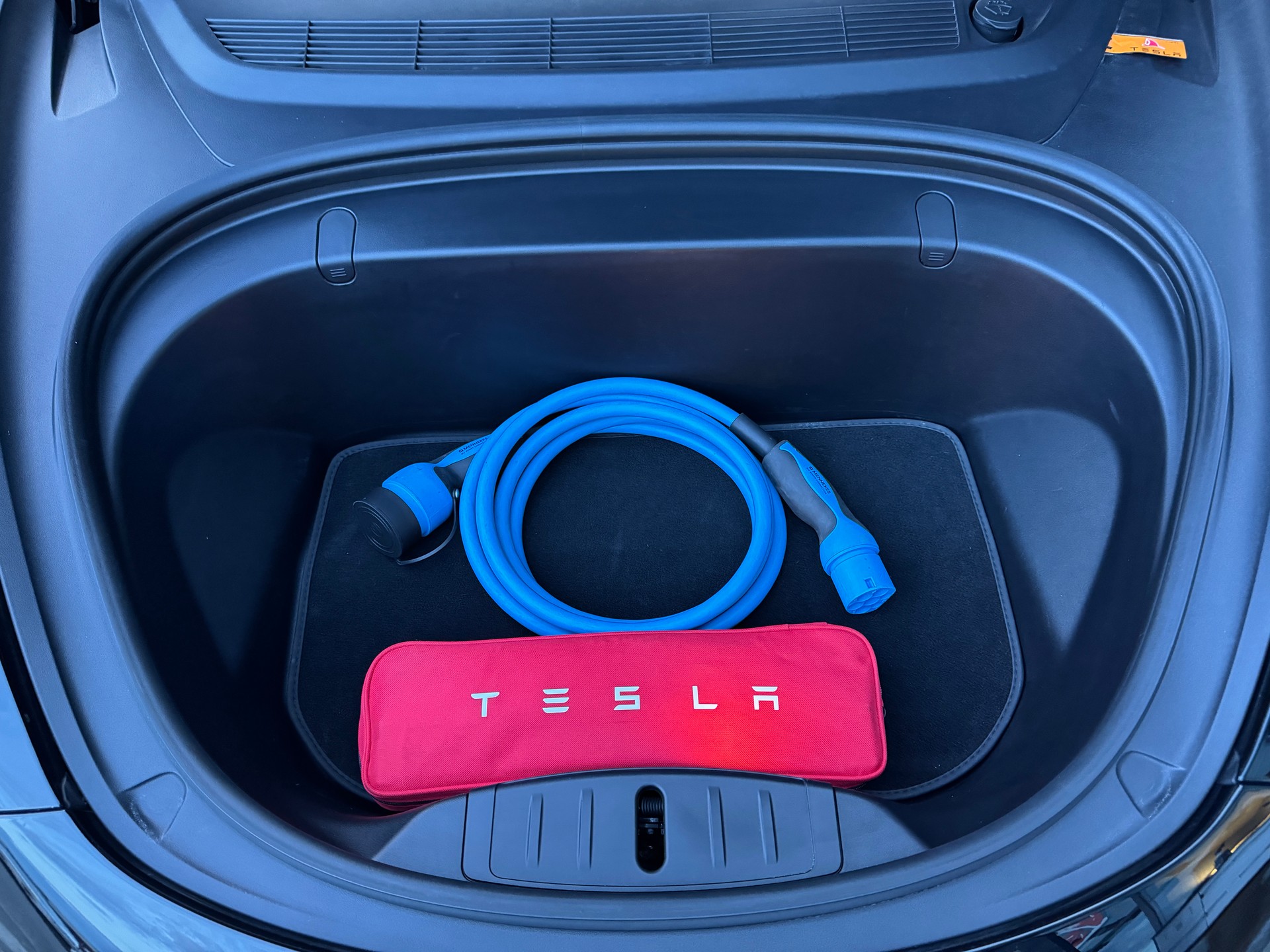 TESLA Model 3 Long Range Dual Motor AWD / Enhanced Autopilot-image-12