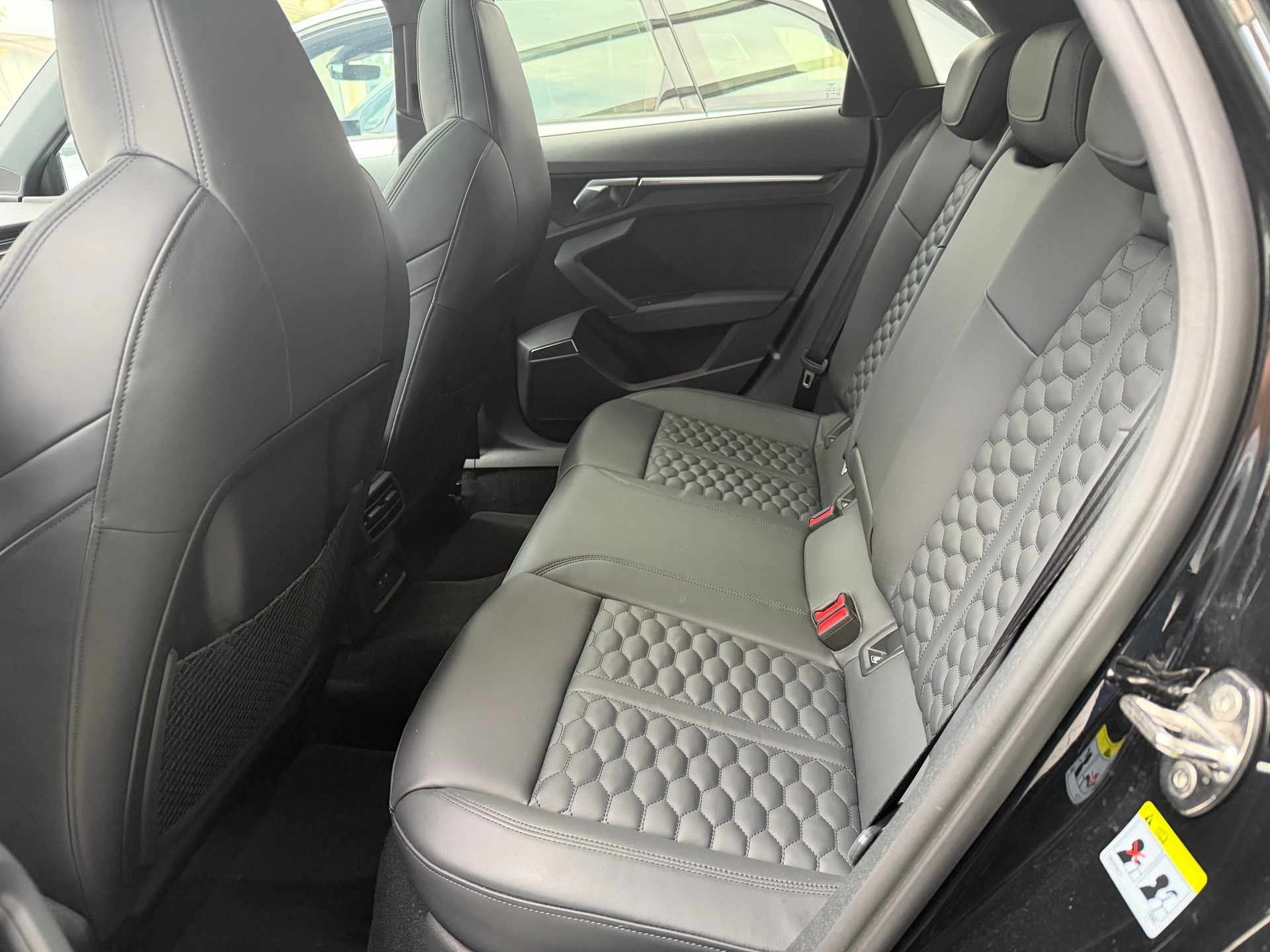 AUDI RS3 Sportback 2.5 TSI quattro S-tronic*Panoramadach*-image-9
