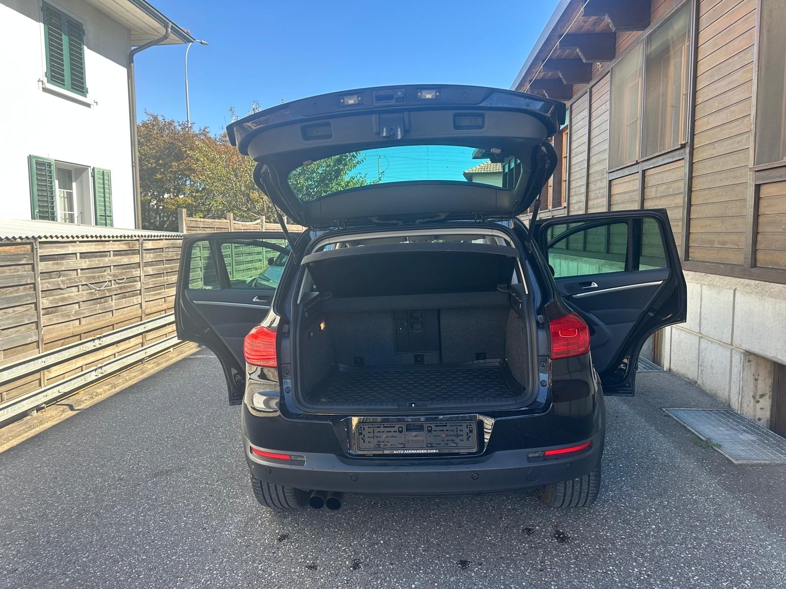 VW Tiguan 2.0 TSI Sport&Style 4Motion DSG-image-6