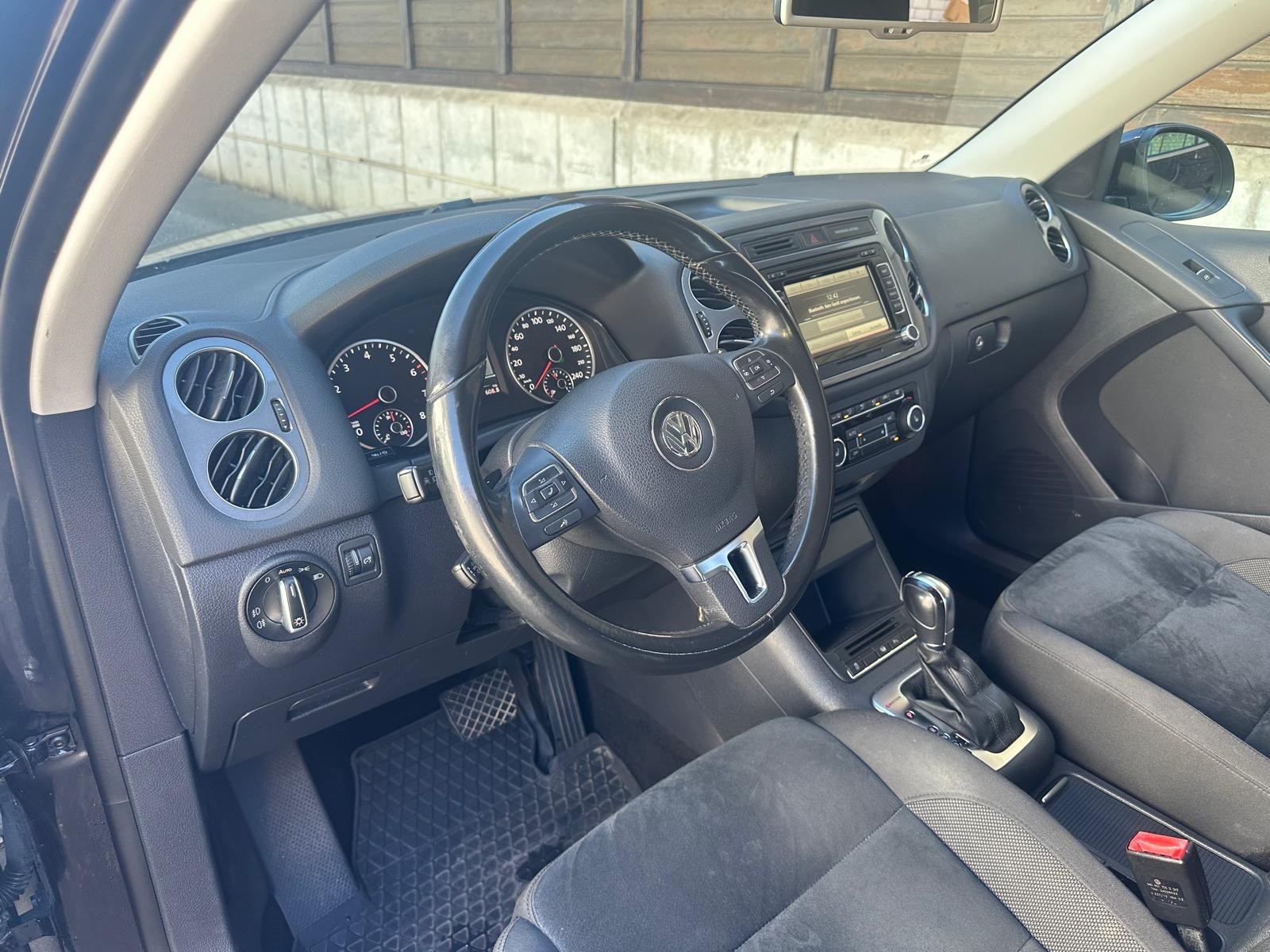VW Tiguan 2.0 TSI Sport&Style 4Motion DSG-image-8