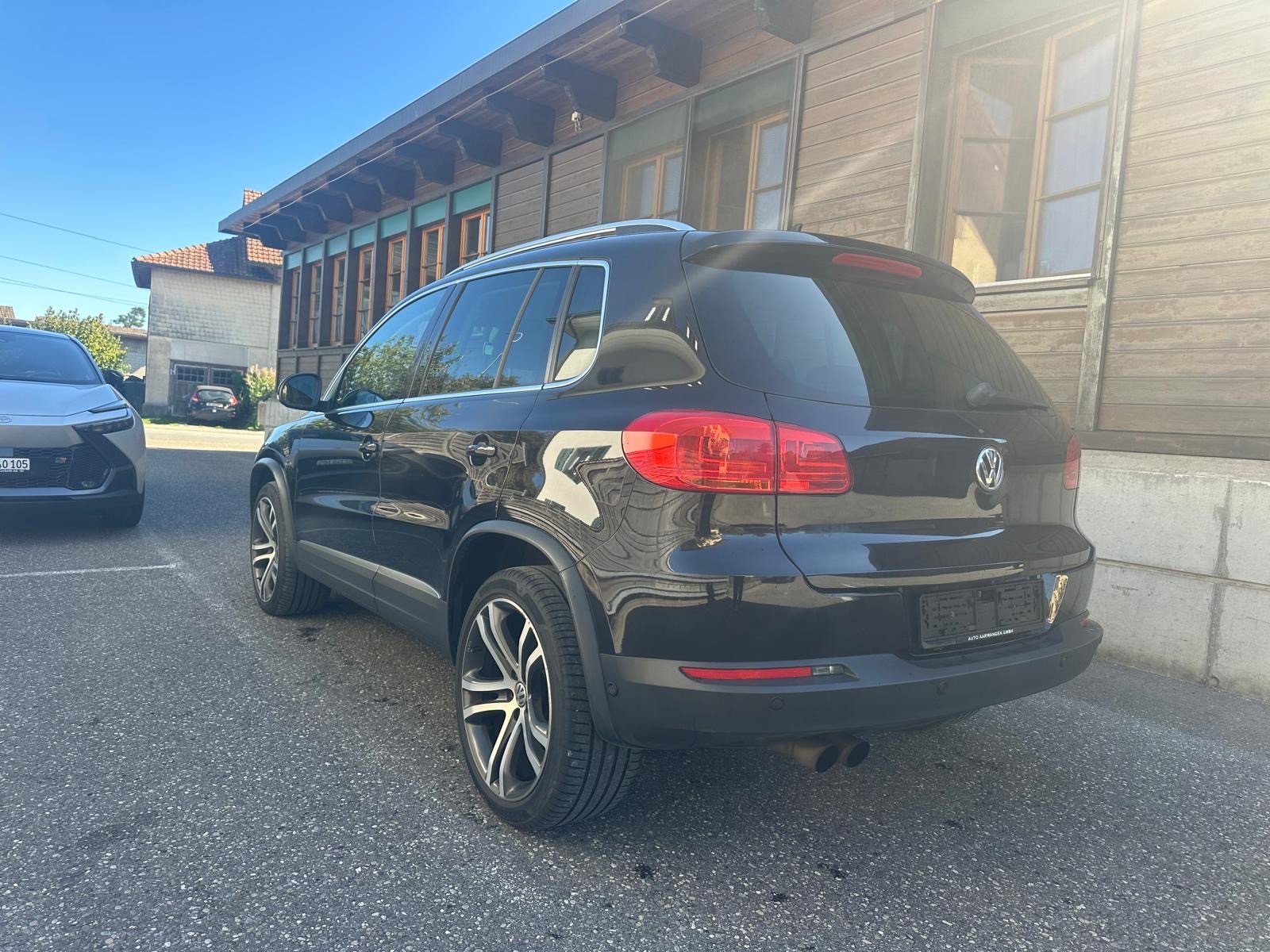 VW Tiguan 2.0 TSI Sport&Style 4Motion DSG-image-3