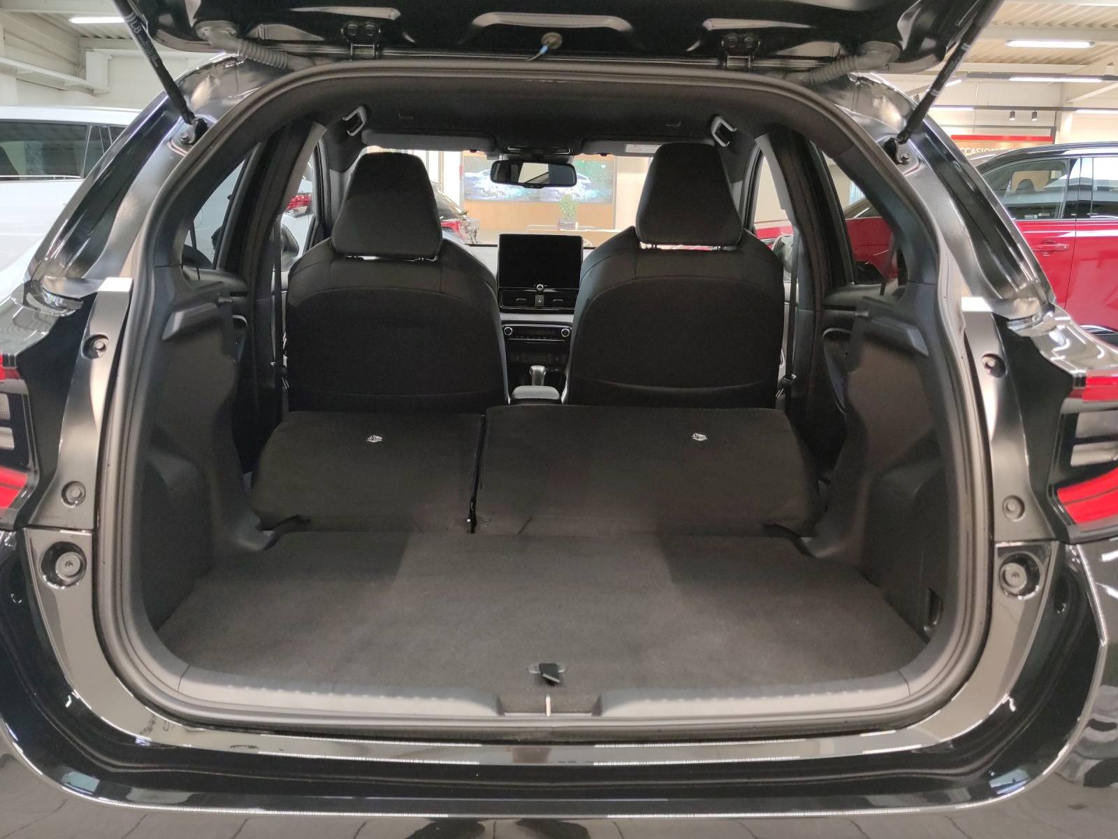 TOYOTA Yaris 1.5 VVT-i HSD Premium-image-7