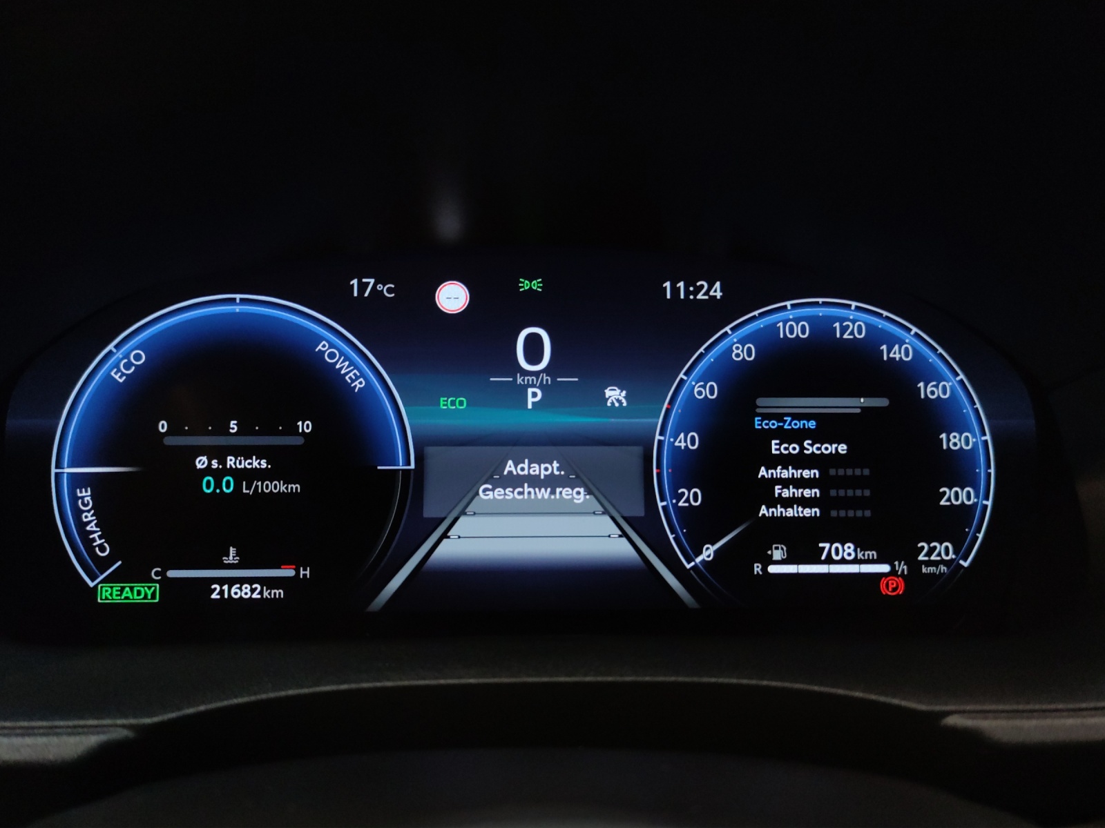 TOYOTA Yaris 1.5 VVT-i HSD Premium-image-11