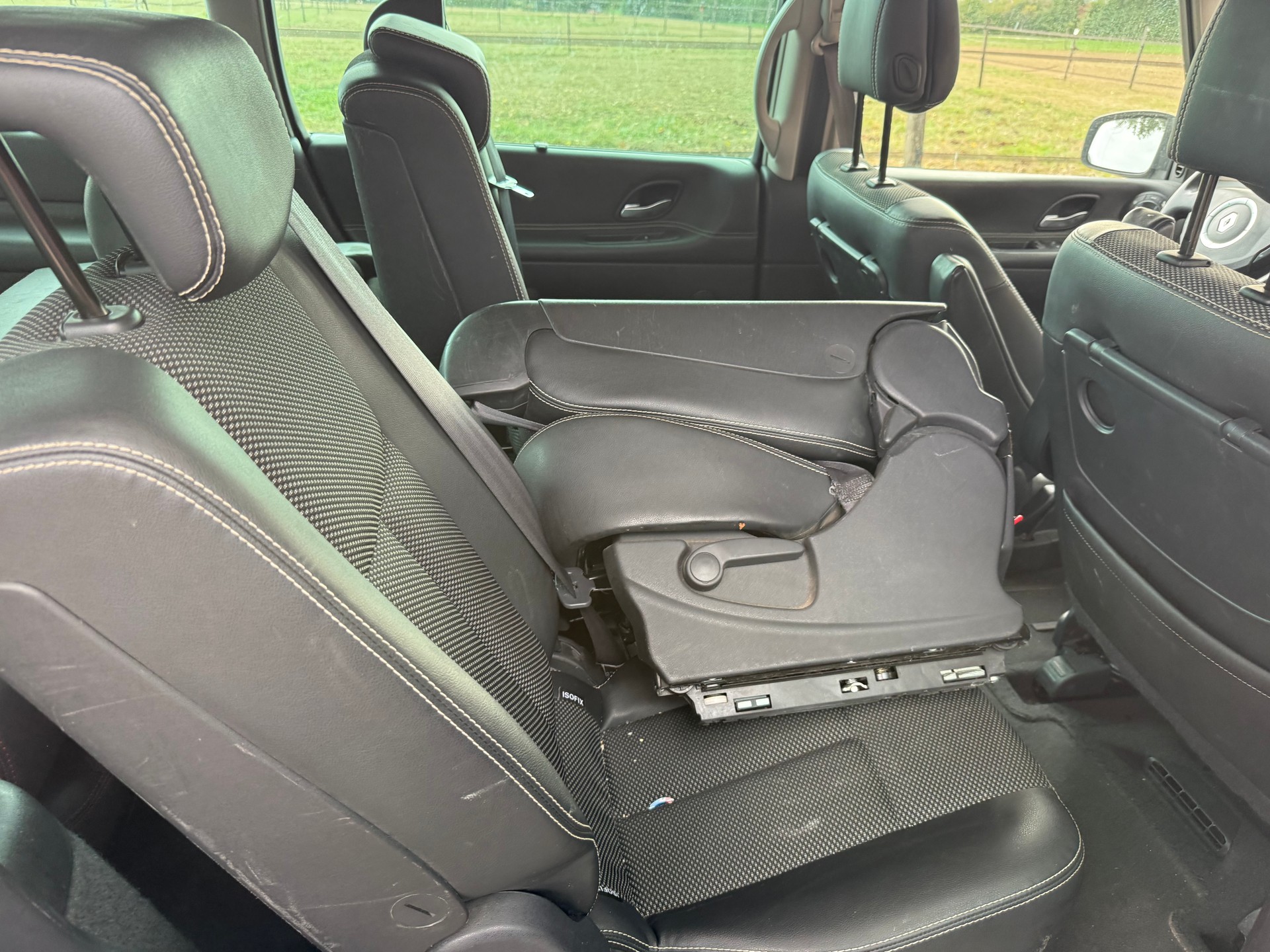 RENAULT Espace 2.0 dCi Swiss Edition Automatic-image-9