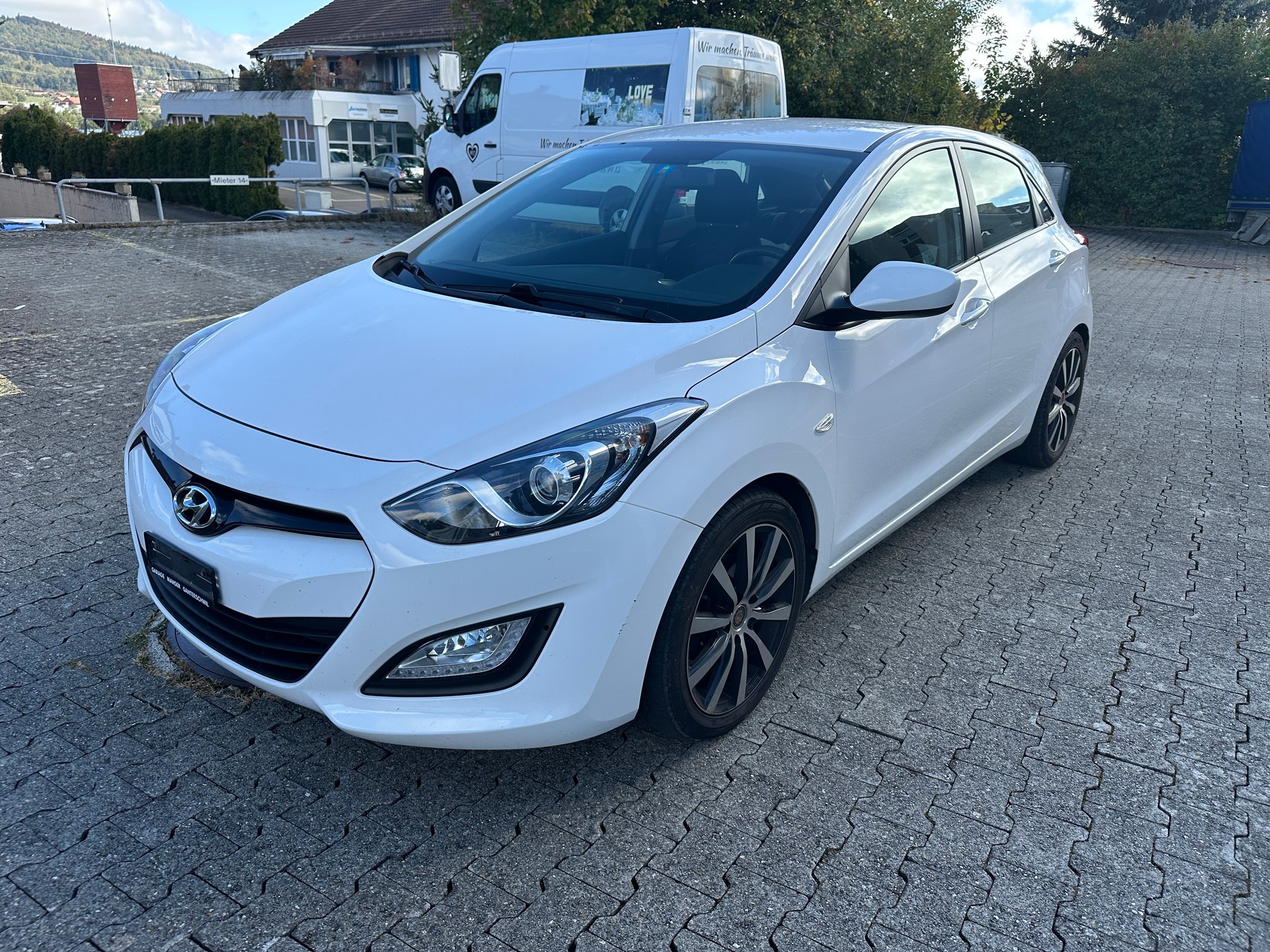 HYUNDAI i30 1.4 Comfort-image-1