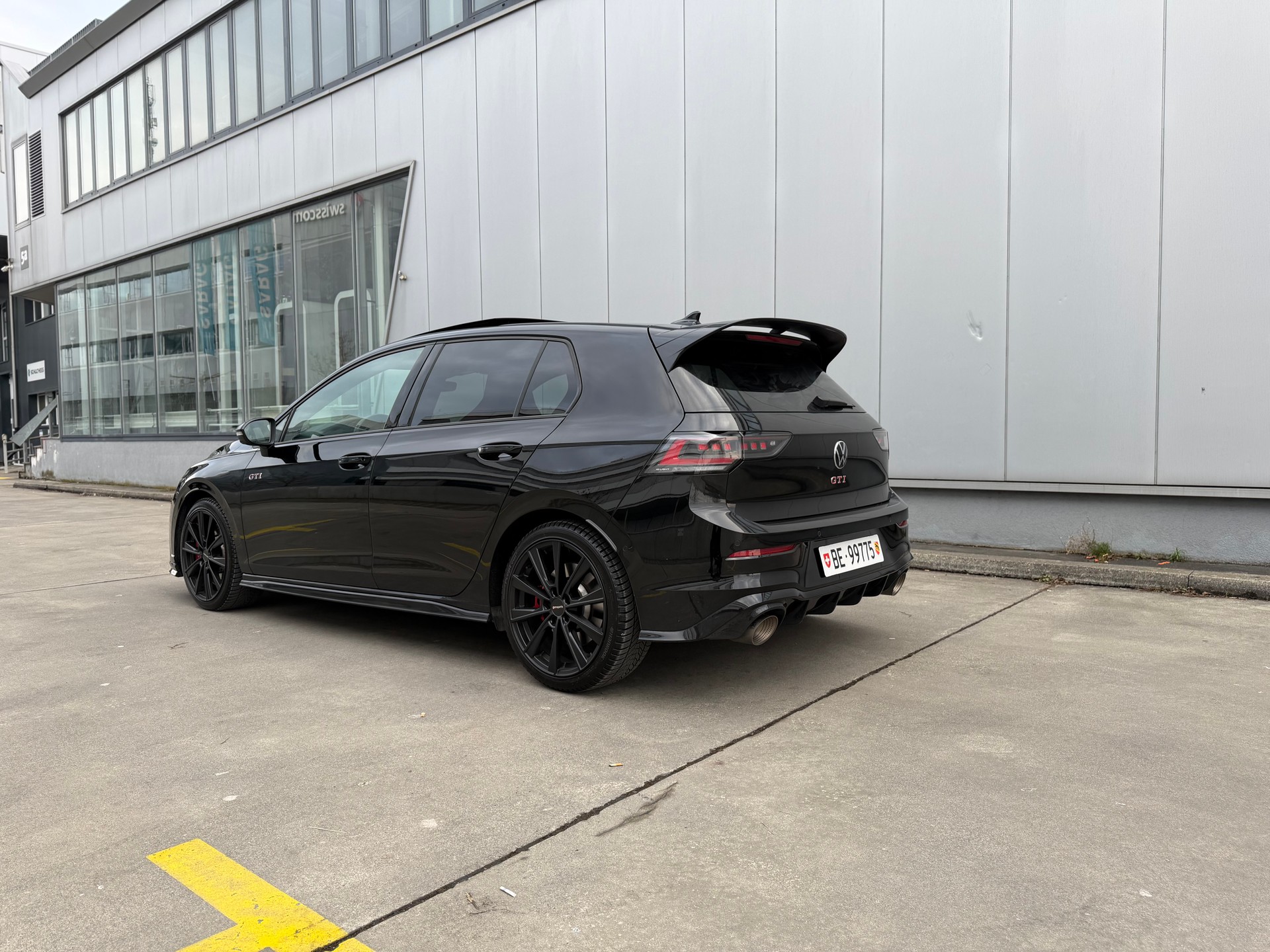 VW Golf 2.0 TSI GTI Clubsport DSG-image-3