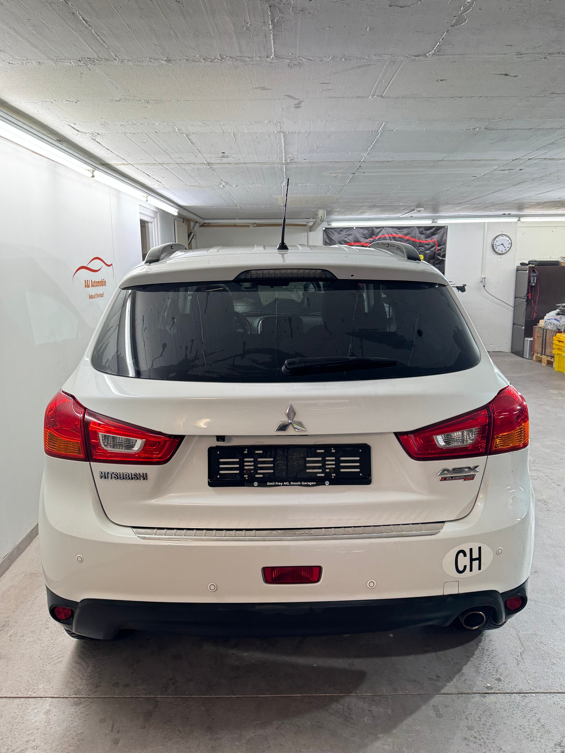 MITSUBISHI ASX 2.2 DID Celebration 300K 4WD Automatic-image-5