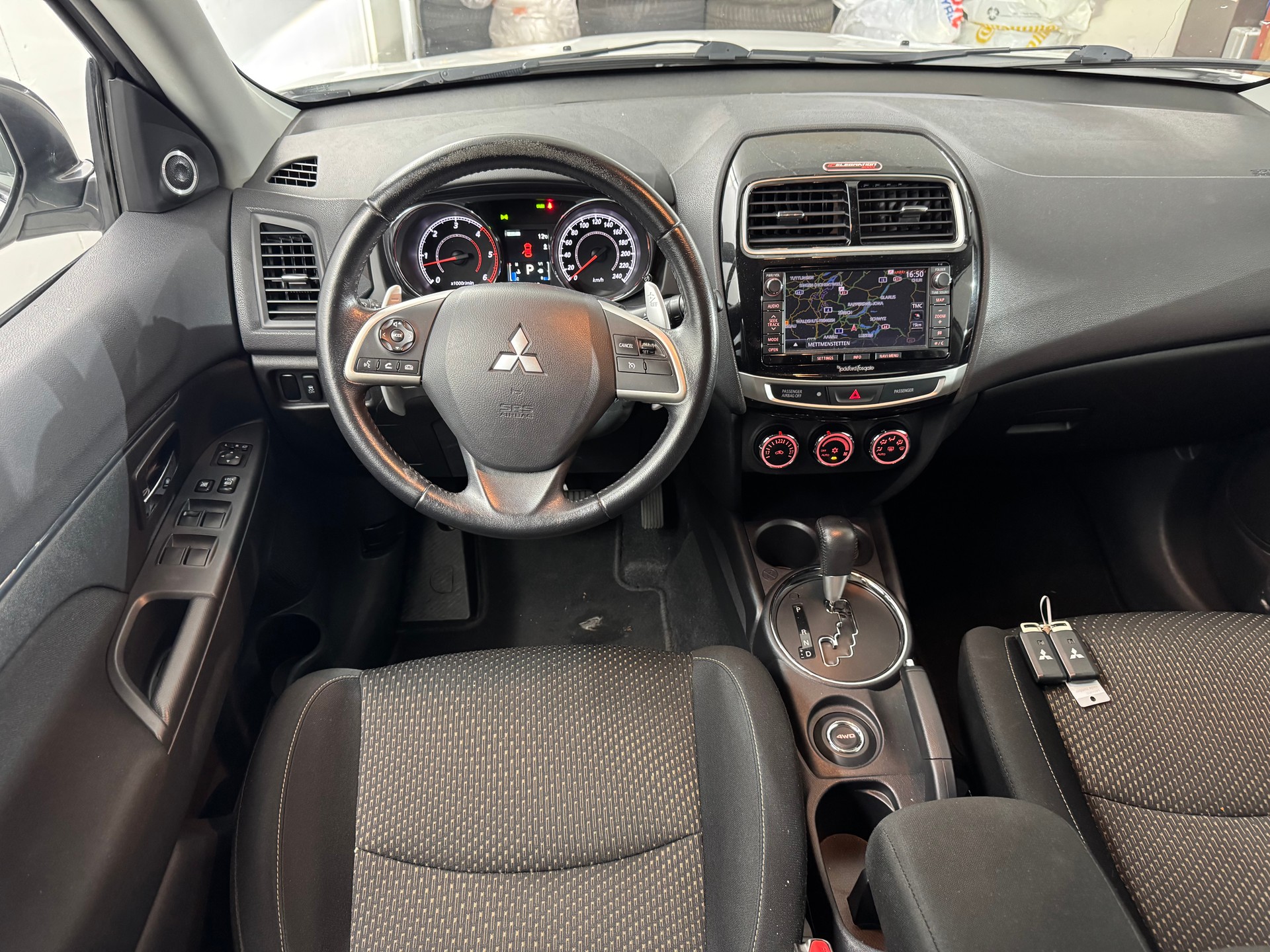 MITSUBISHI ASX 2.2 DID Celebration 300K 4WD Automatic-image-7
