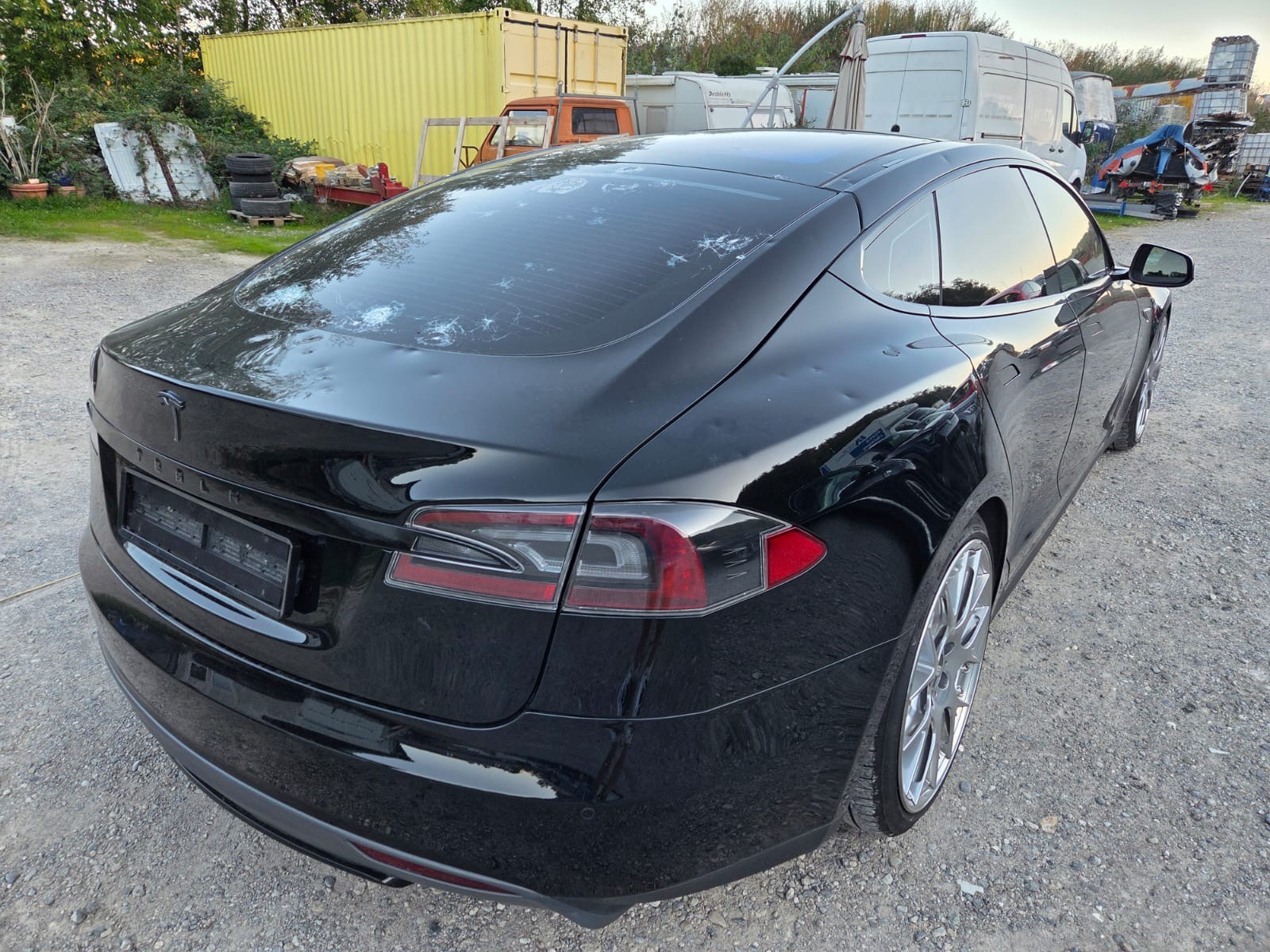 TESLA Model S 85 D Performance SC01 772PS-image-4
