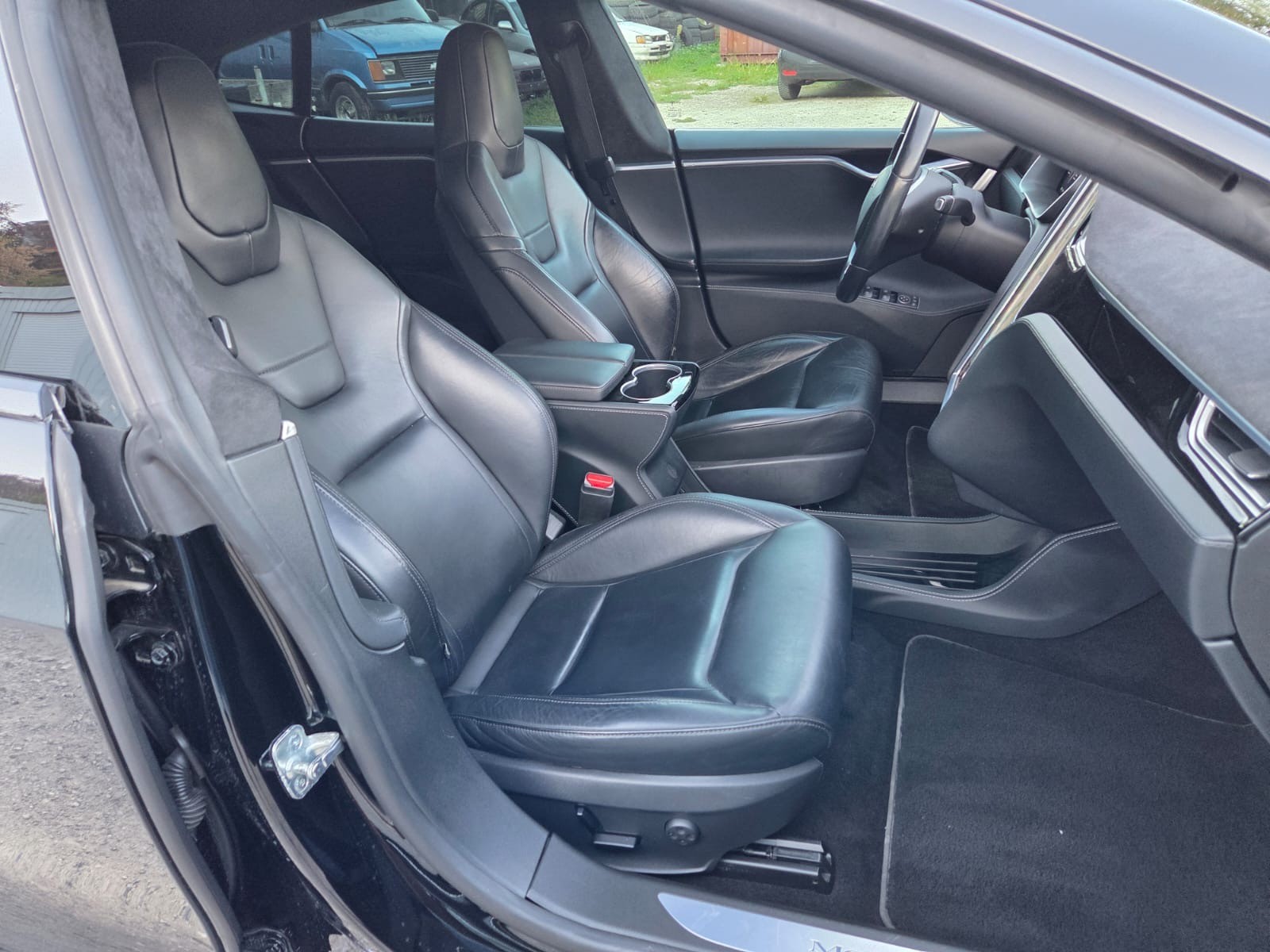 TESLA Model S 85 D Performance SC01 772PS-image-11