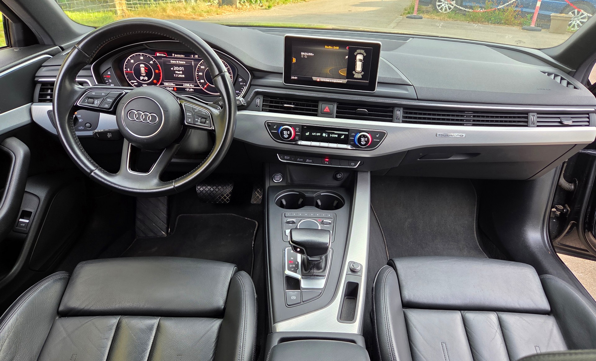 AUDI 2.0 TDI 190 quattro S-Tronic-image-3
